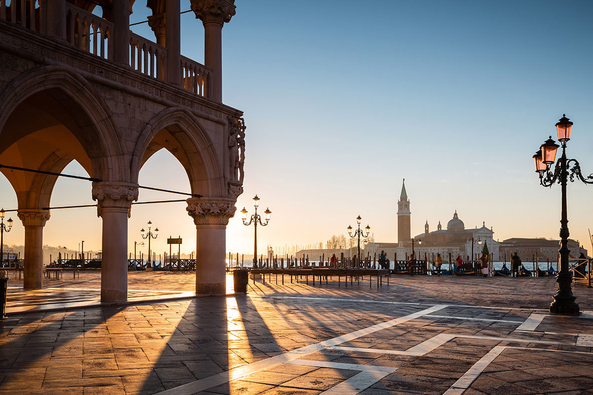 doges-palace-st-marks-square-venice-italy.jpg