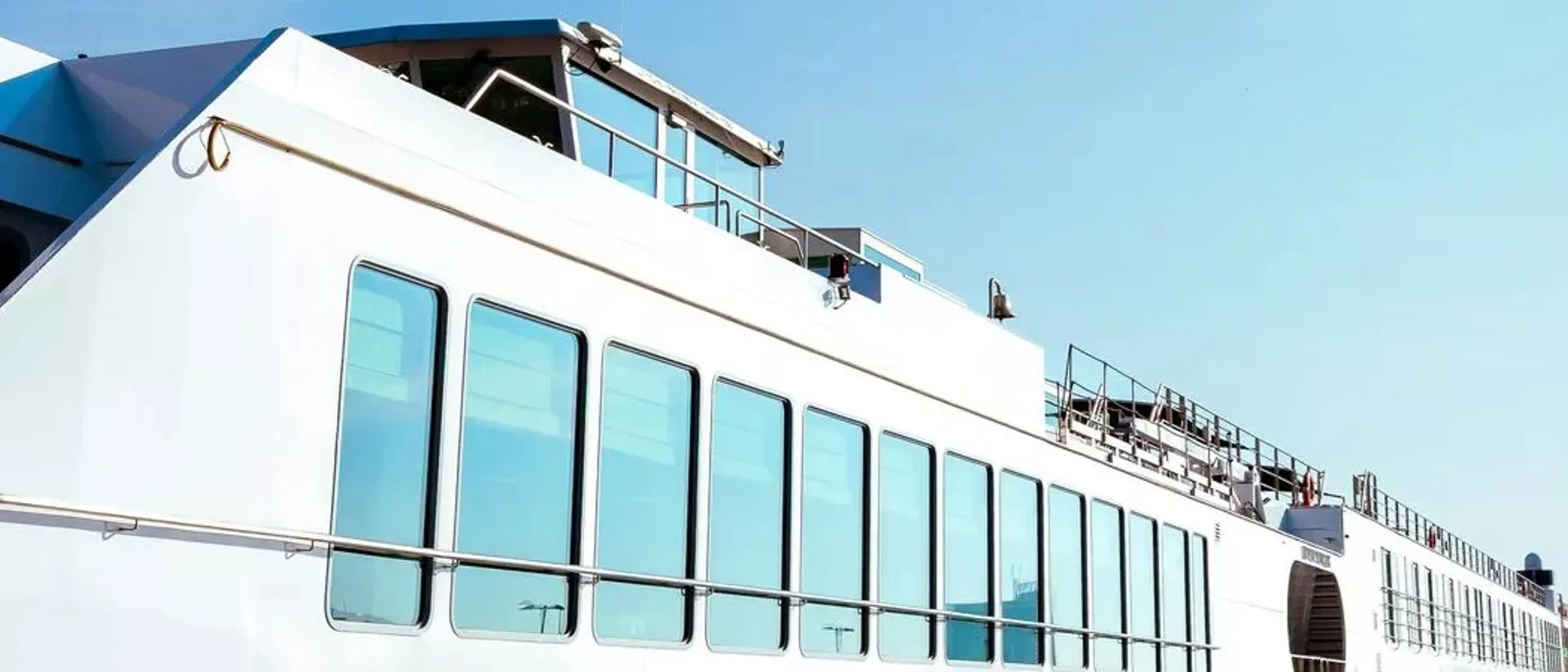 Large Trafalgar Reverie Docked