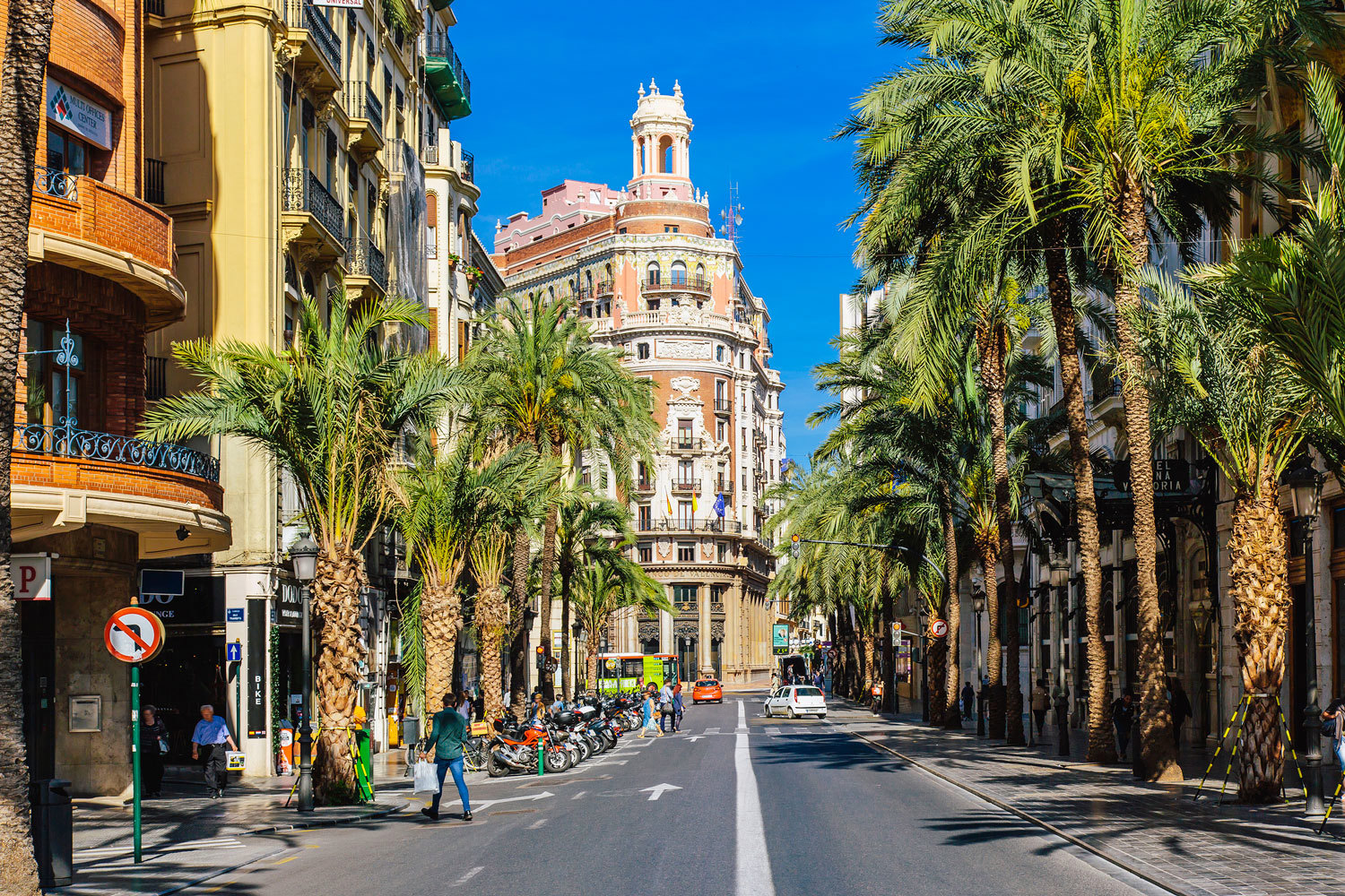 сarrer-de-les-barques-street-valencia-spain.jpg