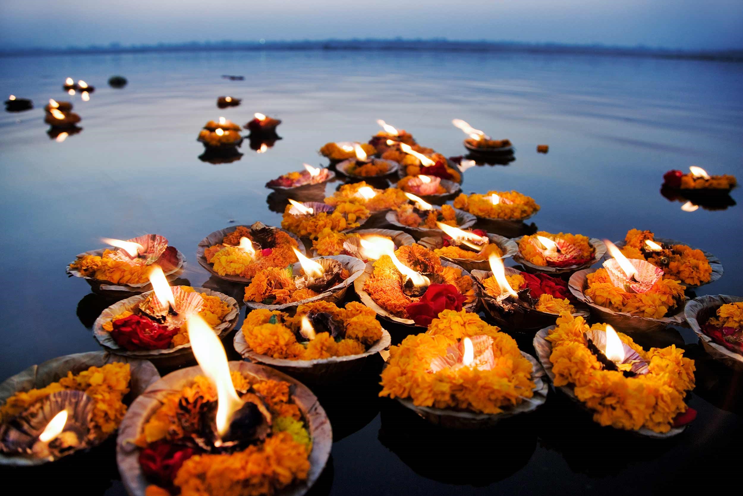 deepak-ganges-river-varanasi-india.jpg
