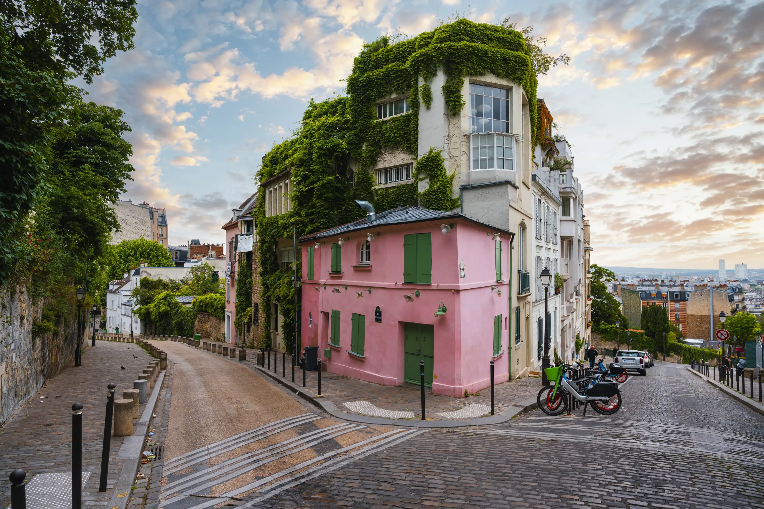day-hero-charming-montmartre-street-paris-france.webp