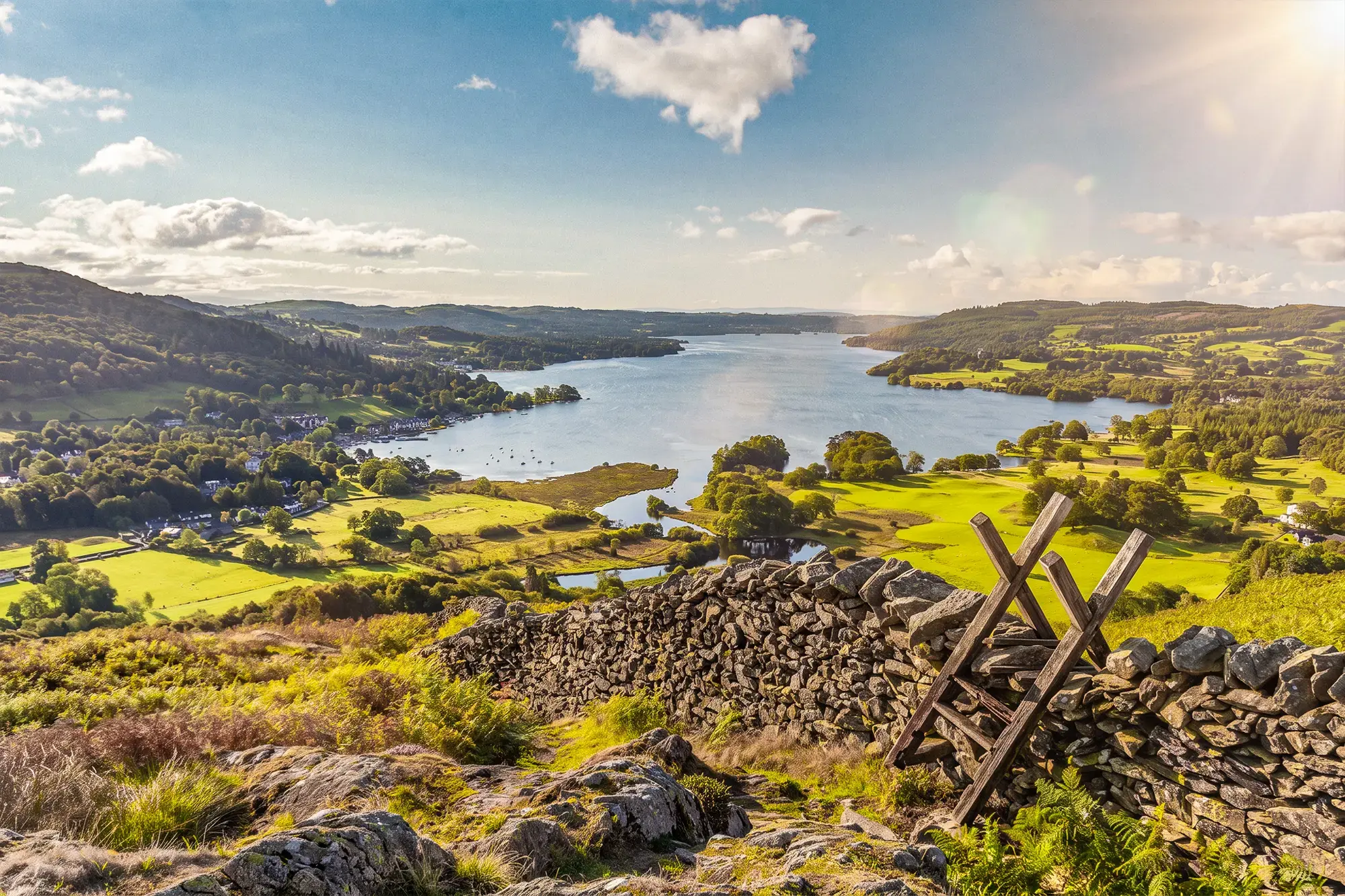day-hero-lakeland-view-lake-district-windermere-england.webp