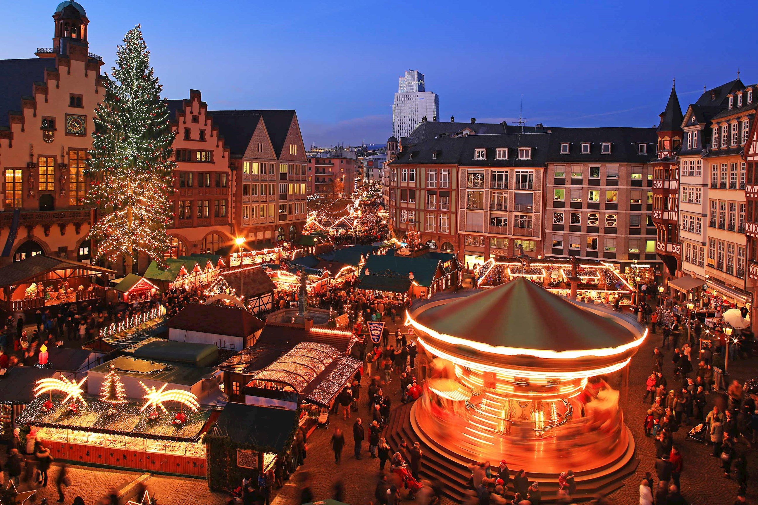 christmas-market-frankfurt-germany.jpg
