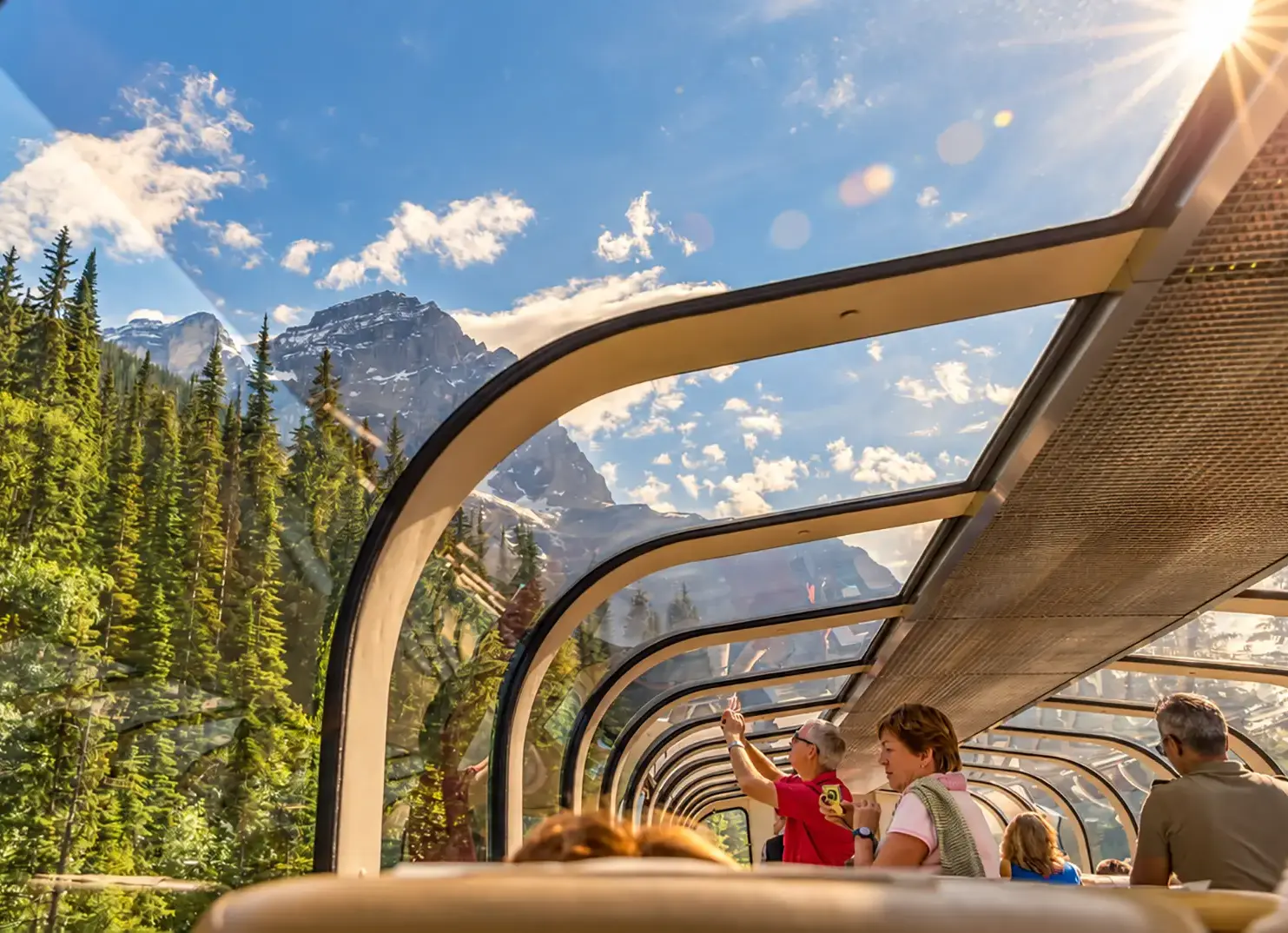 rail-journeys-exclusive-experiences-1177148652.webp