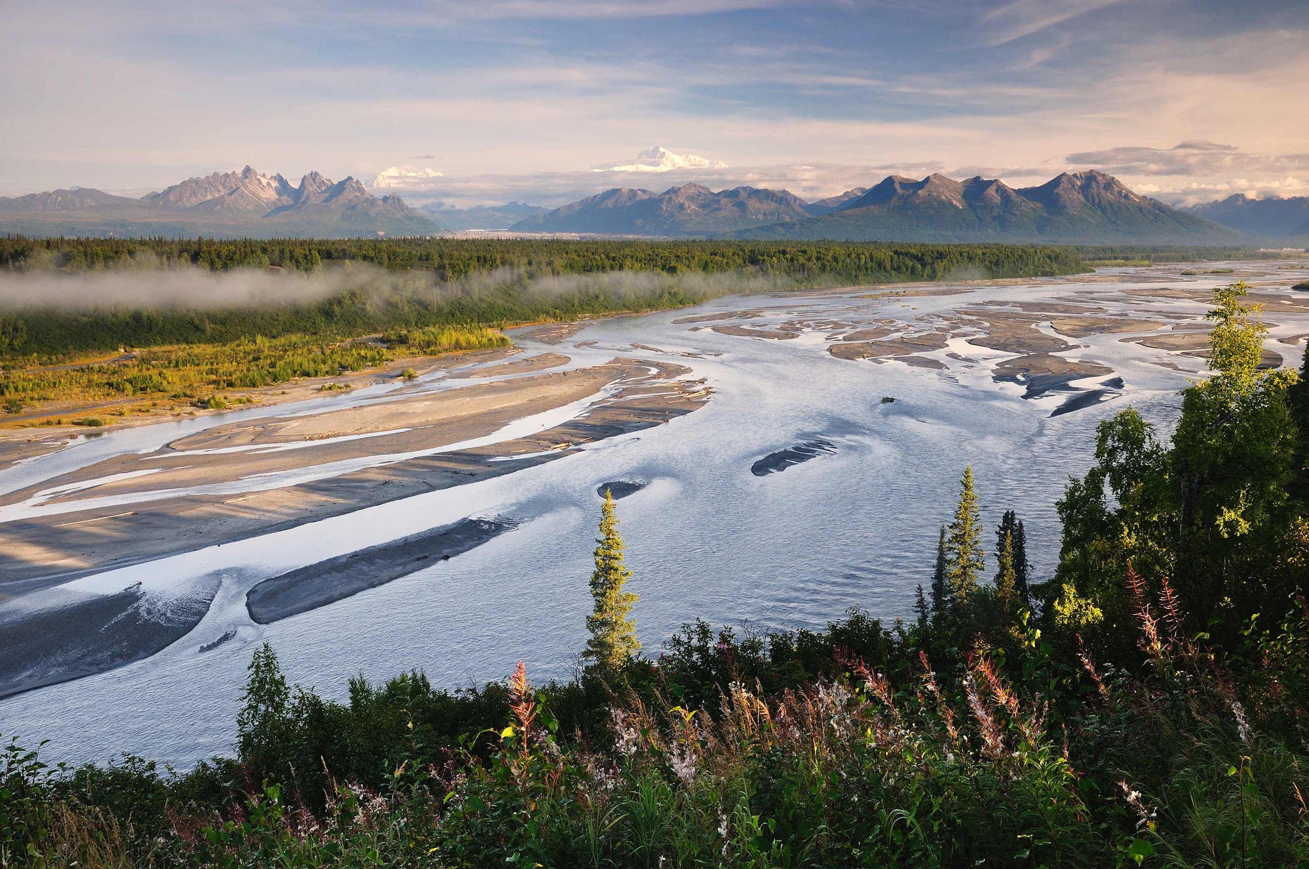 chulitna-river-denali-national-park-alaska-usa.jpg