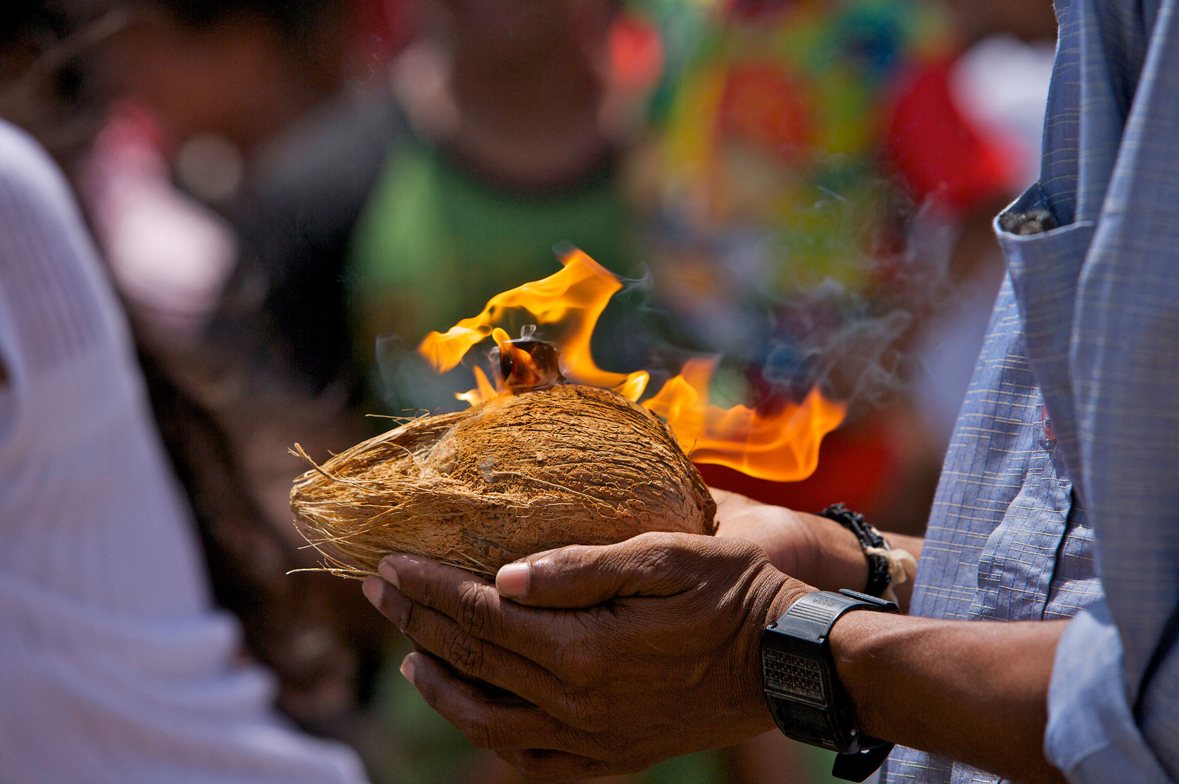 pilgrim-making-offering-kataragama-temple-uva-sri-lanka-gettyimages-148506050.jpg