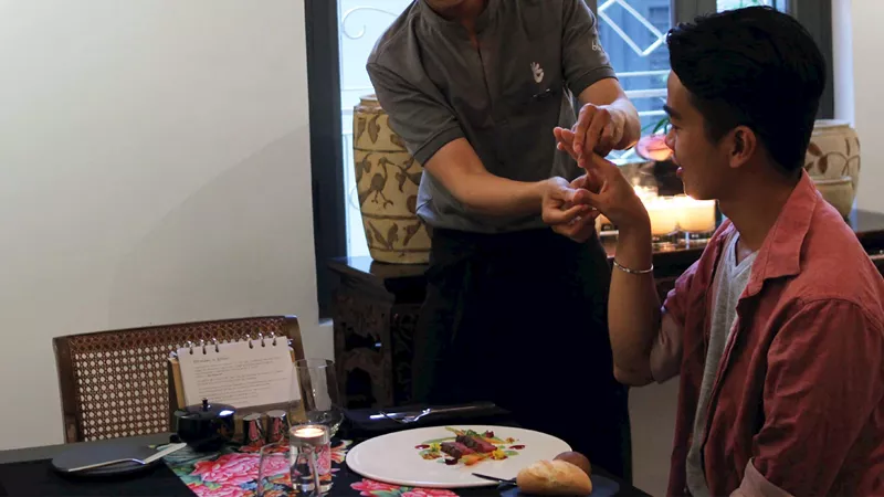 Lunch at Blanc restaurant staffed by deaf or hearing impaired people in Saigon