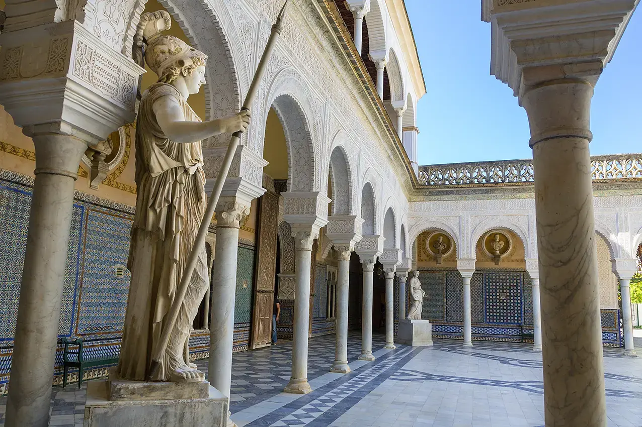 casa-de-pilatos-sevilla-andalusia-spain-gettyimages-520965412.webp