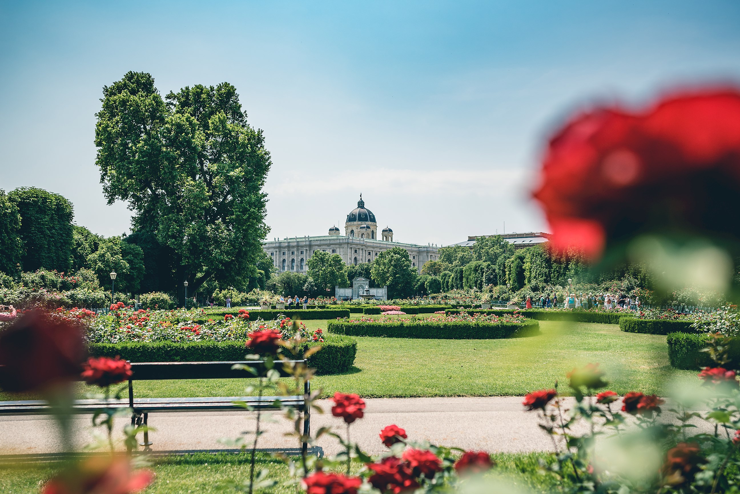 hofburg-palace-and-gardens.jpg