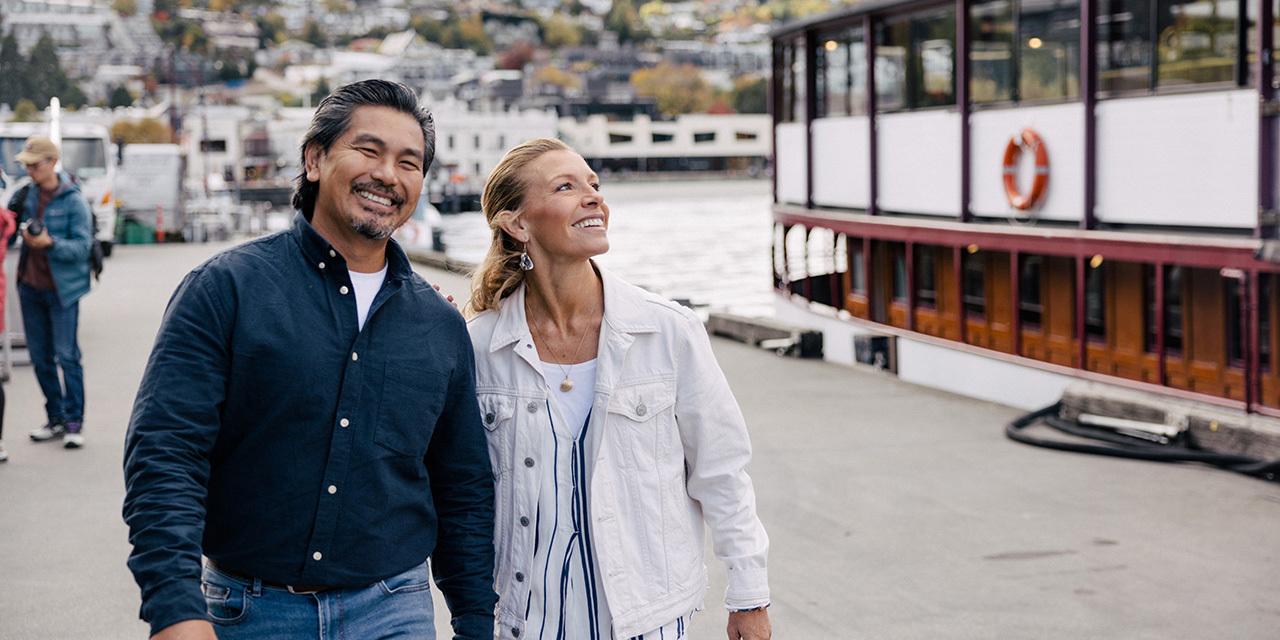 smiling-couple-boarding-tss-earnslaw-in-queenstown-7.jpg