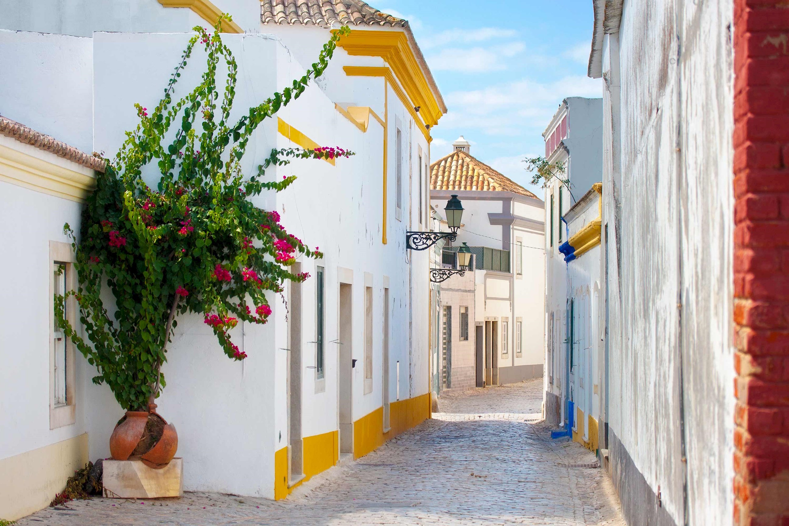 visit-faro-almansil-portugal.jpg