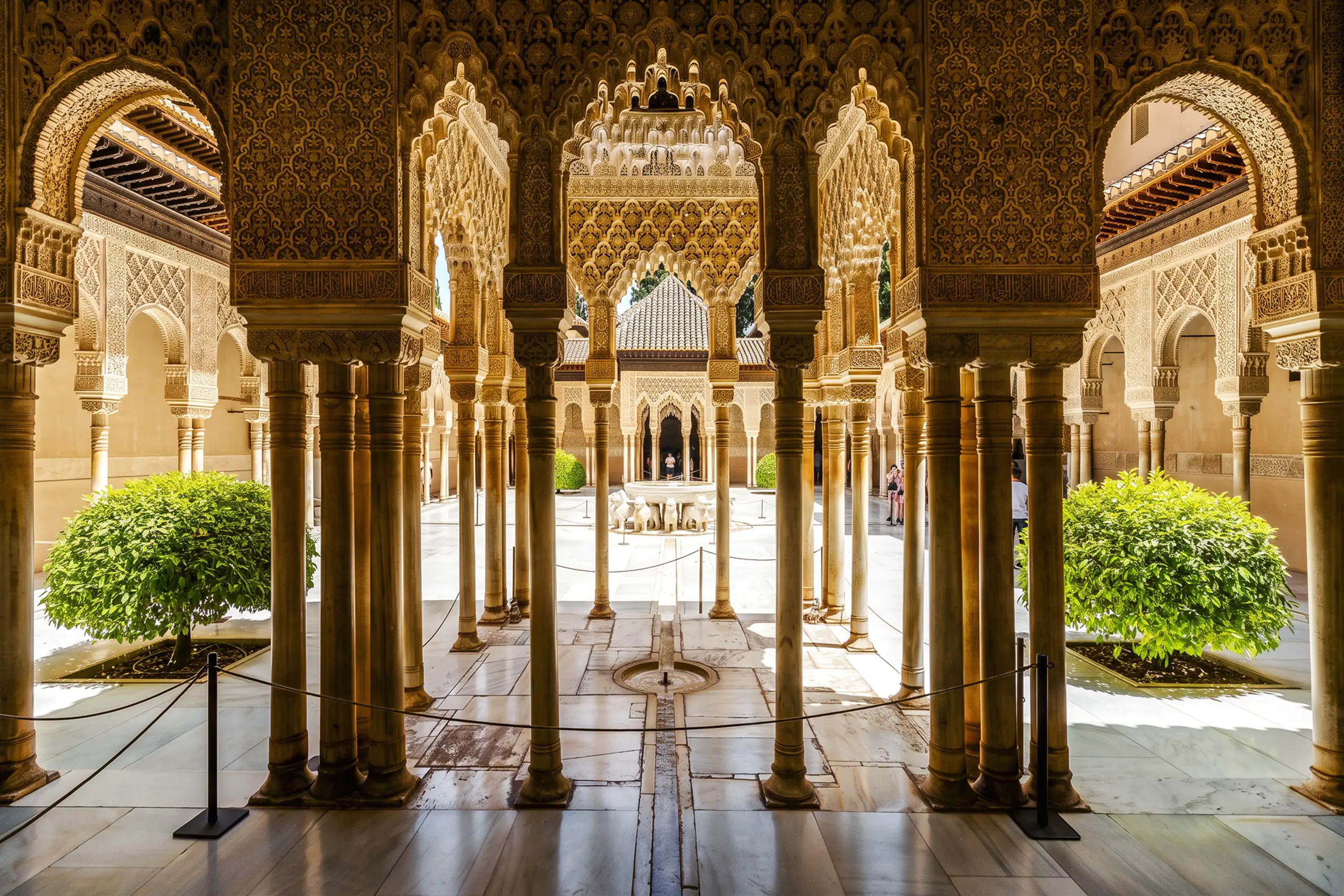 day-hero-court-of-the-lions-alhambra-grenada-spain.webp