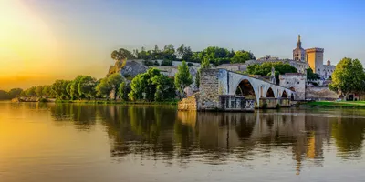 Highlights Of France And Barcelona Guided Tour