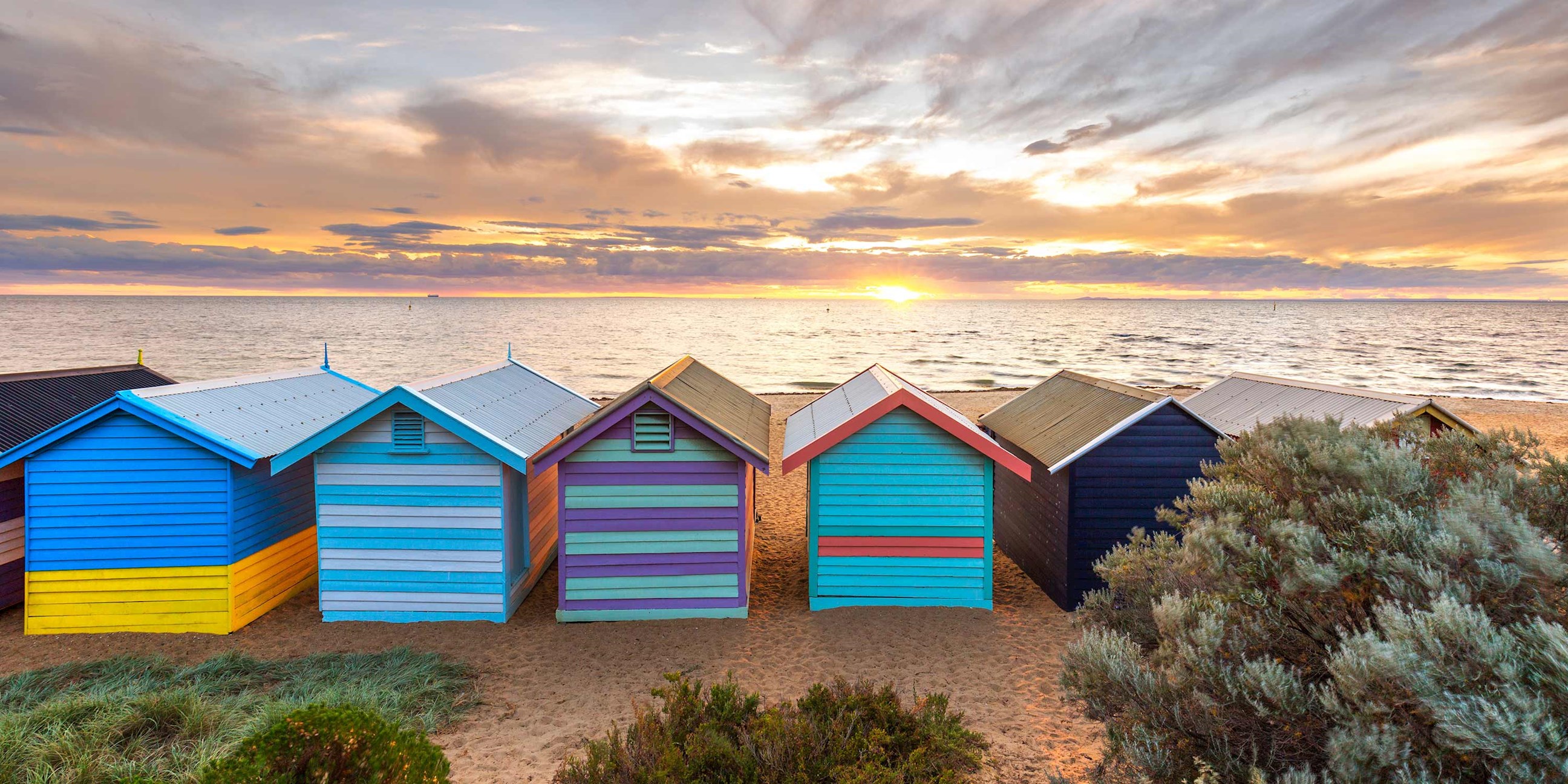 bathing-houses-brighton-beach-melbourne-australia.jpg