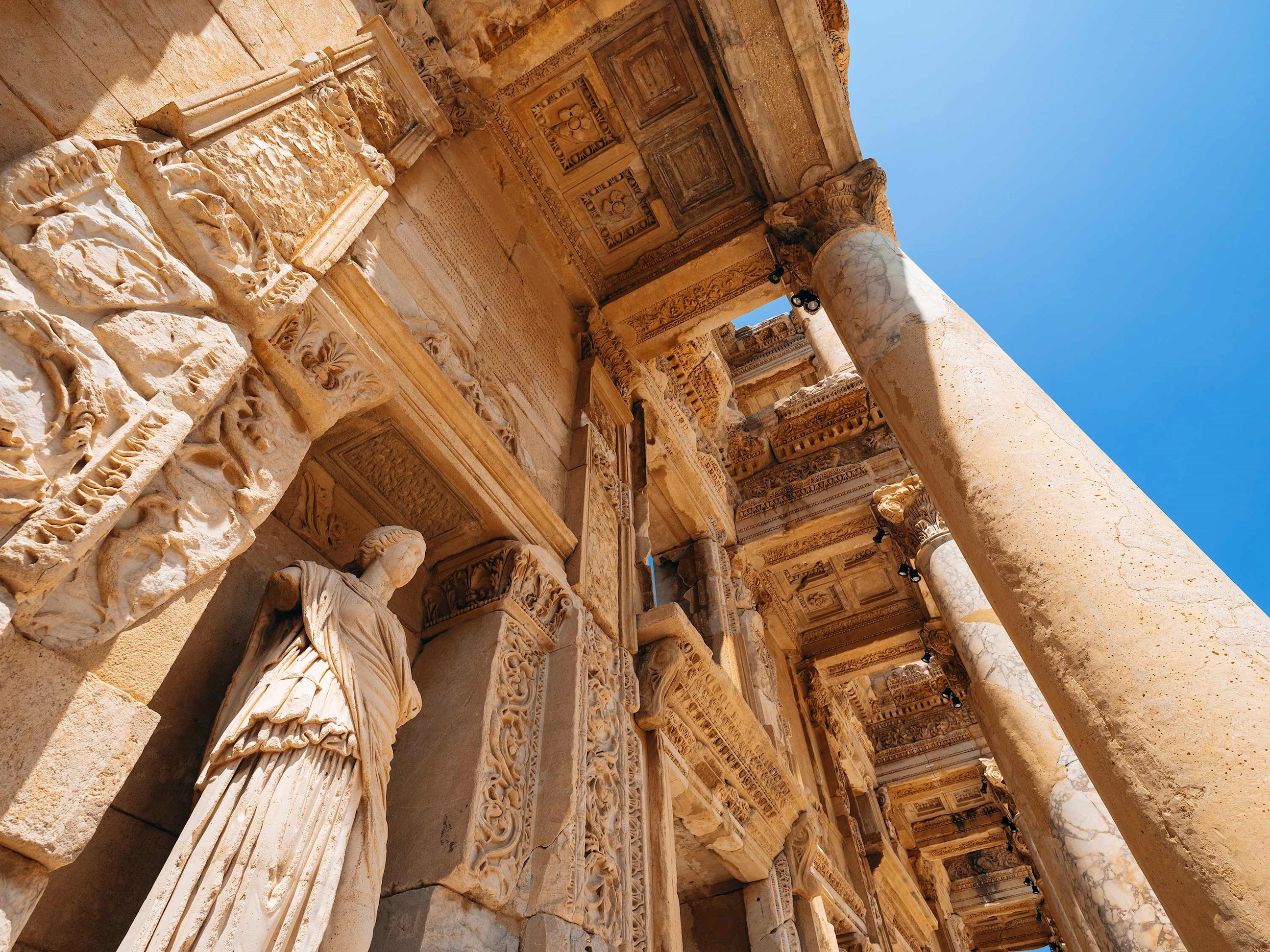 library-celsus-ephesus-turkey.jpg