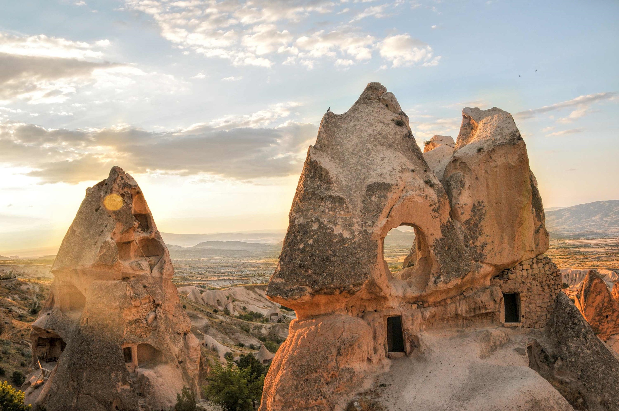 fairy-chimneys-goreme-cappadocia-turkey.jpg