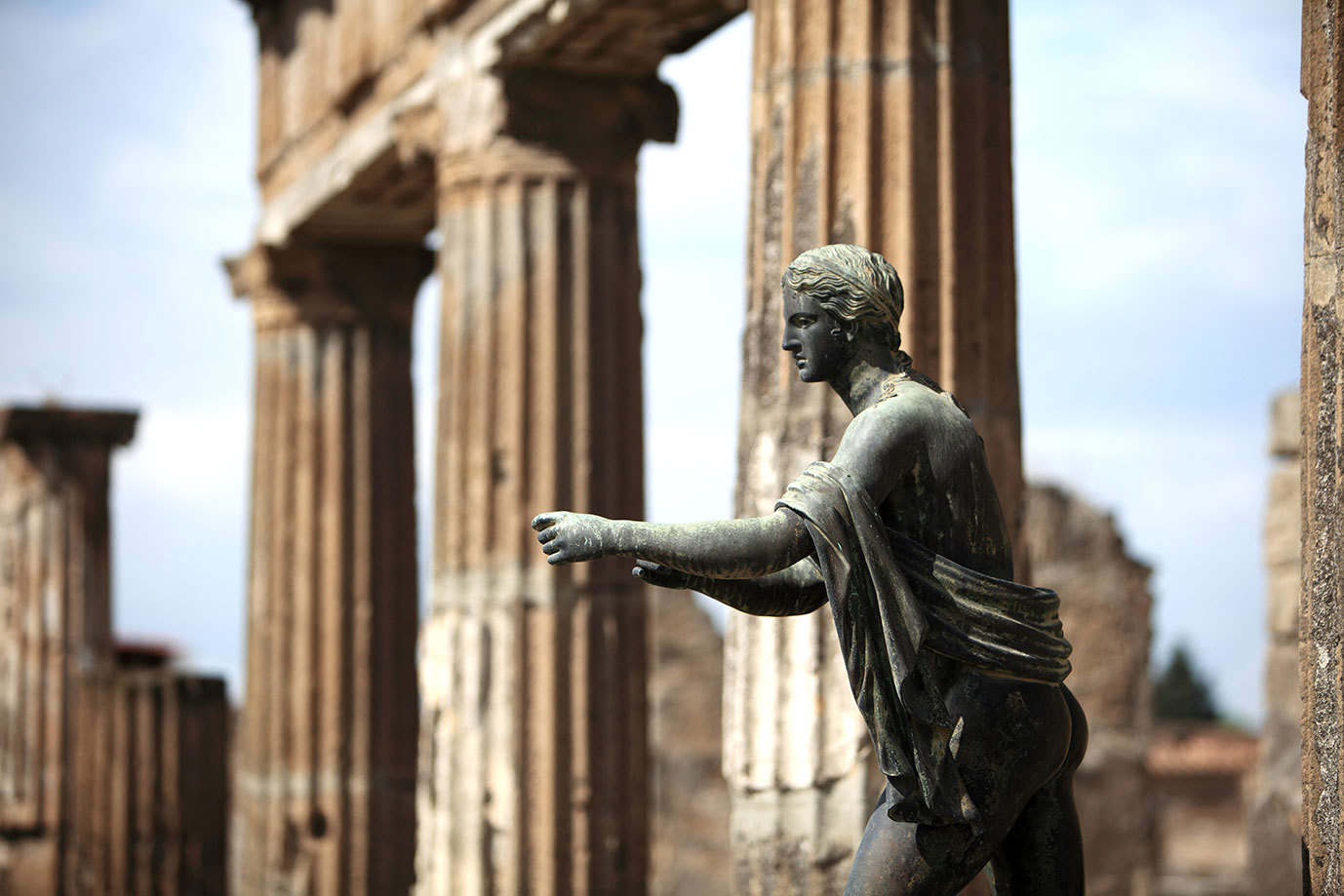 apollo-statue-pompeii-italy.jpg