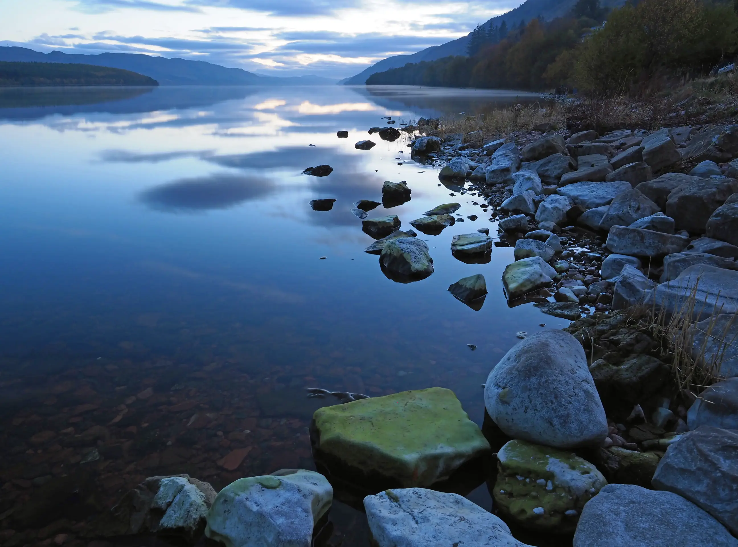 day-hero-stones-loch-ness-scotland-1096442584.webp