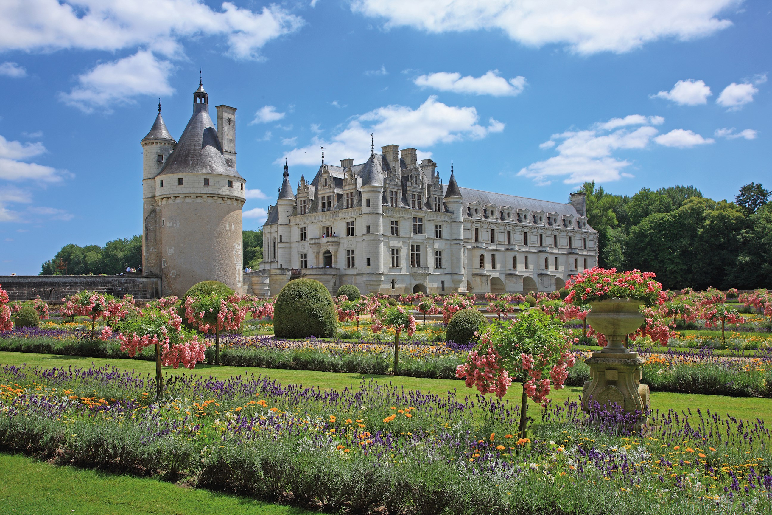 cha-teau-de-chenonceau-france.jpg
