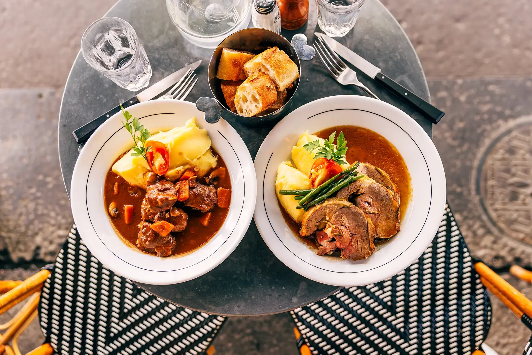 optional-experience-bourges-buffet-dinner-of-regional-dishes-taste-local-cuisine-1979816080.webp
