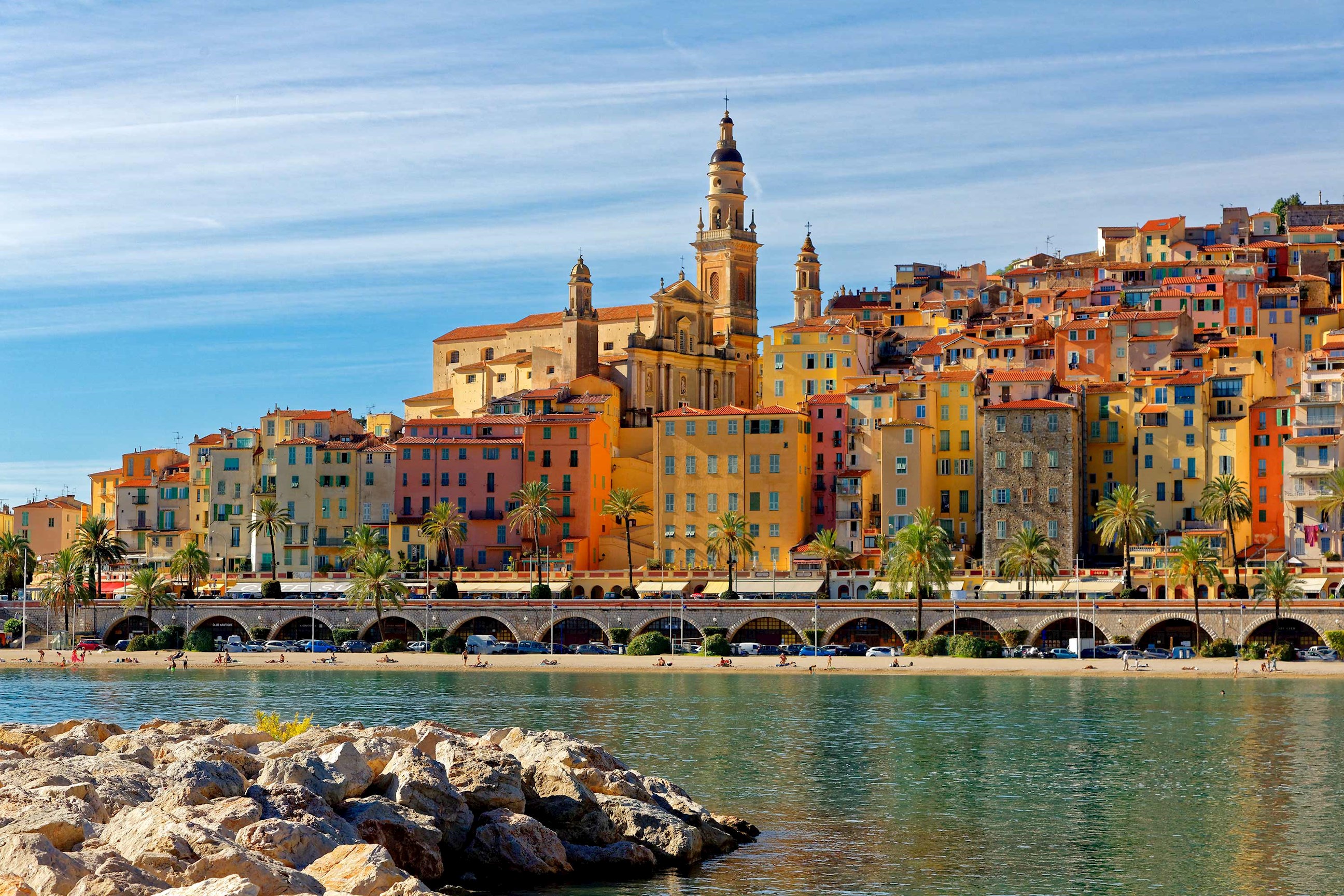 beach-houses-cote-dazur-france.jpg