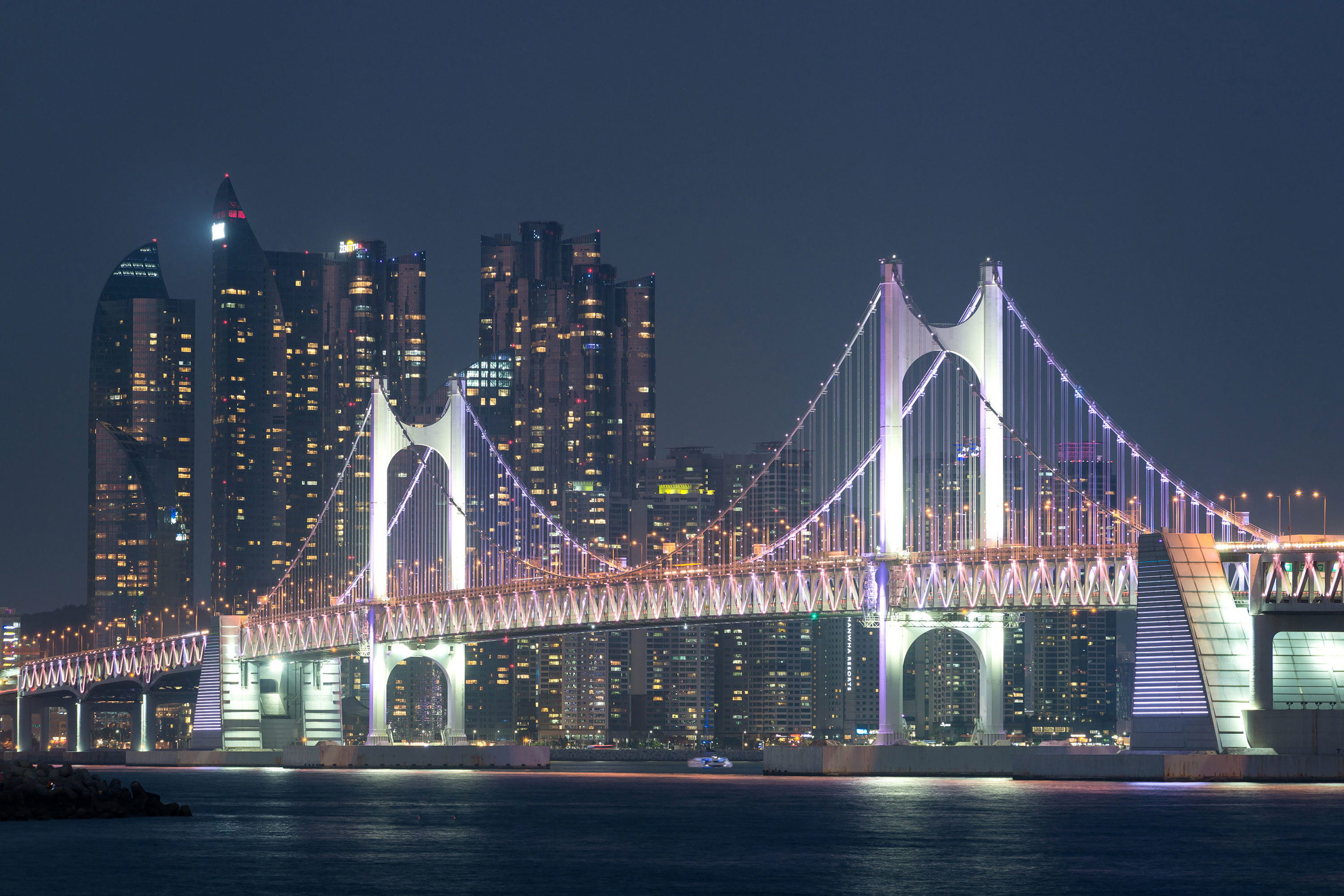 gwangan-bridge-busan-south-korea.jpg