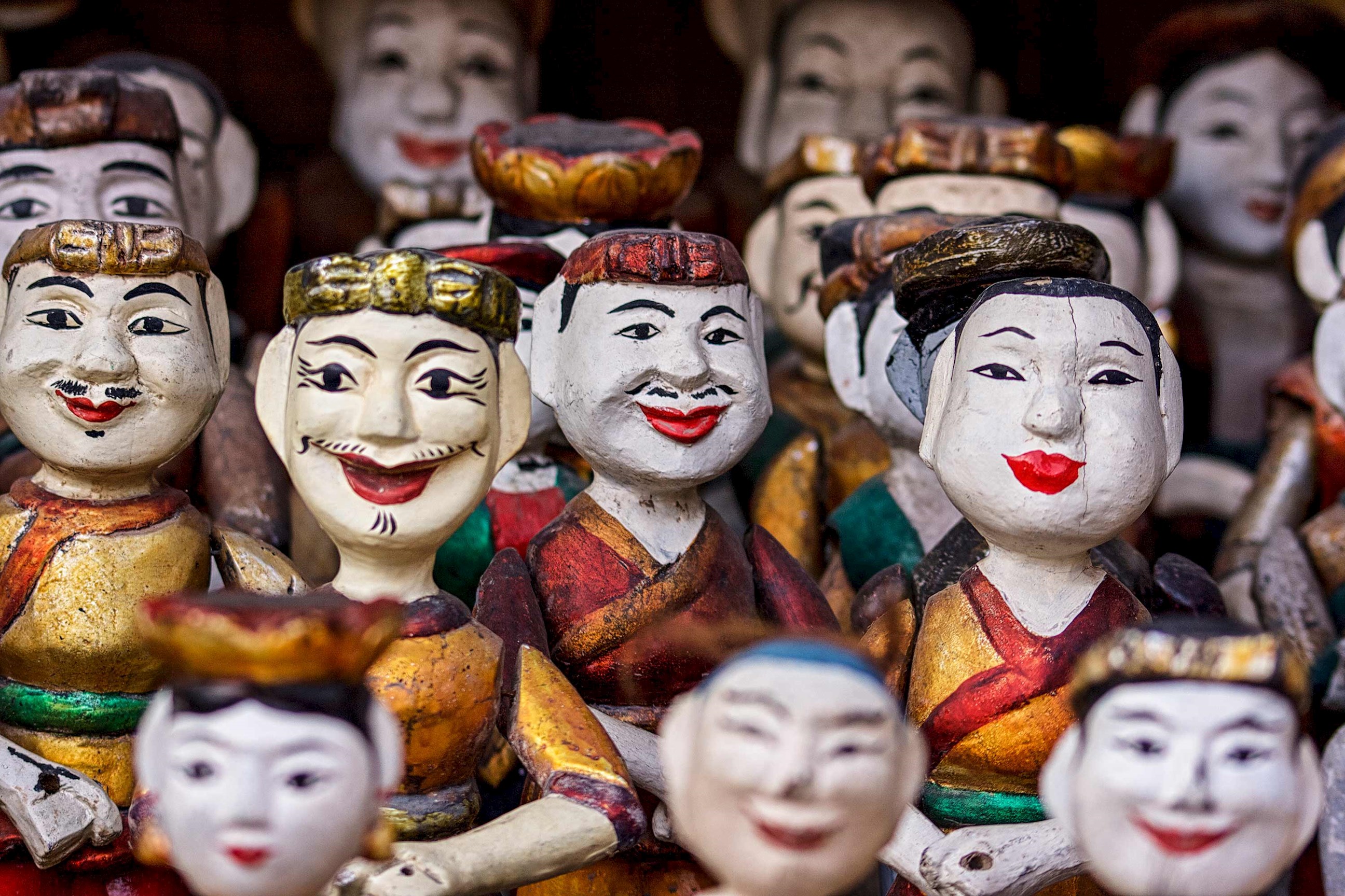 watch-water-puppet-show-hanoi-vietnam.jpg