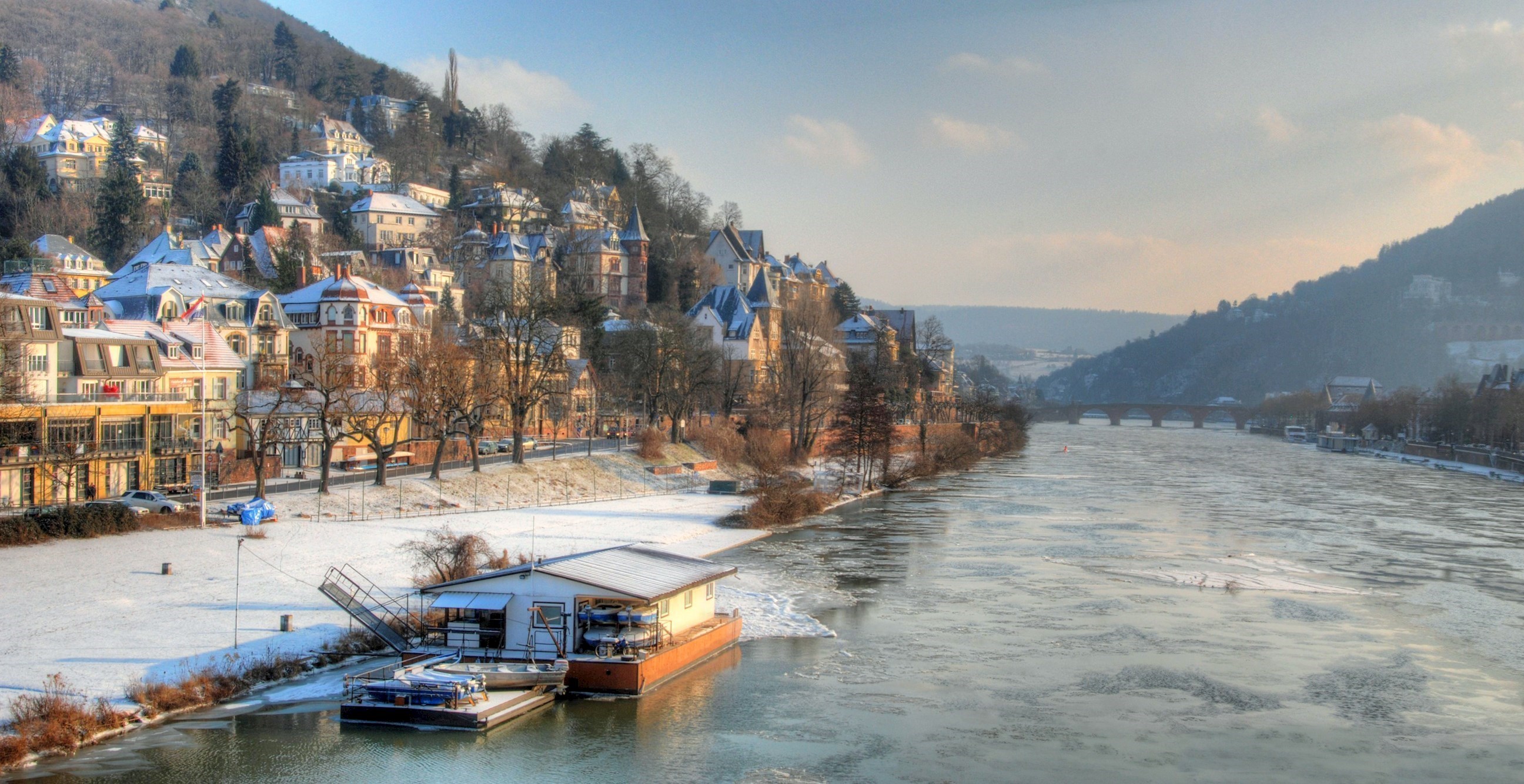 frozen-river-neckar-in-heidelberg-germany.jpg