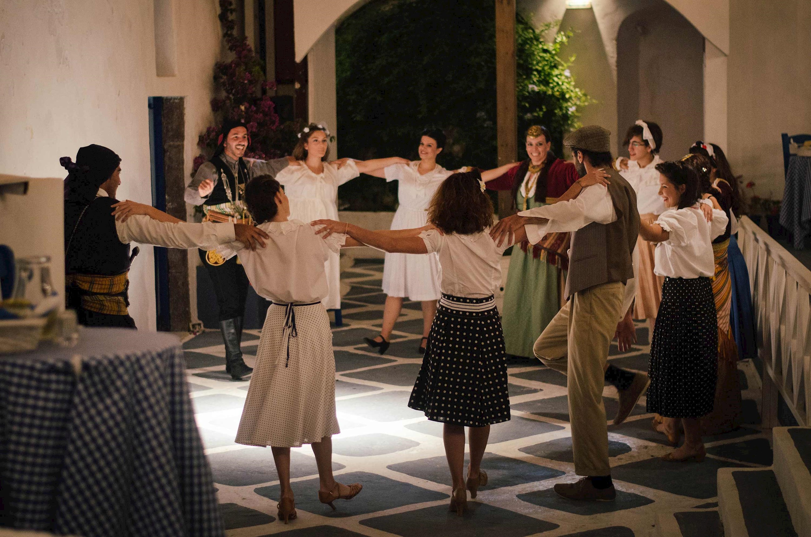 watch-greek-wedding-santorini-greece.jpg