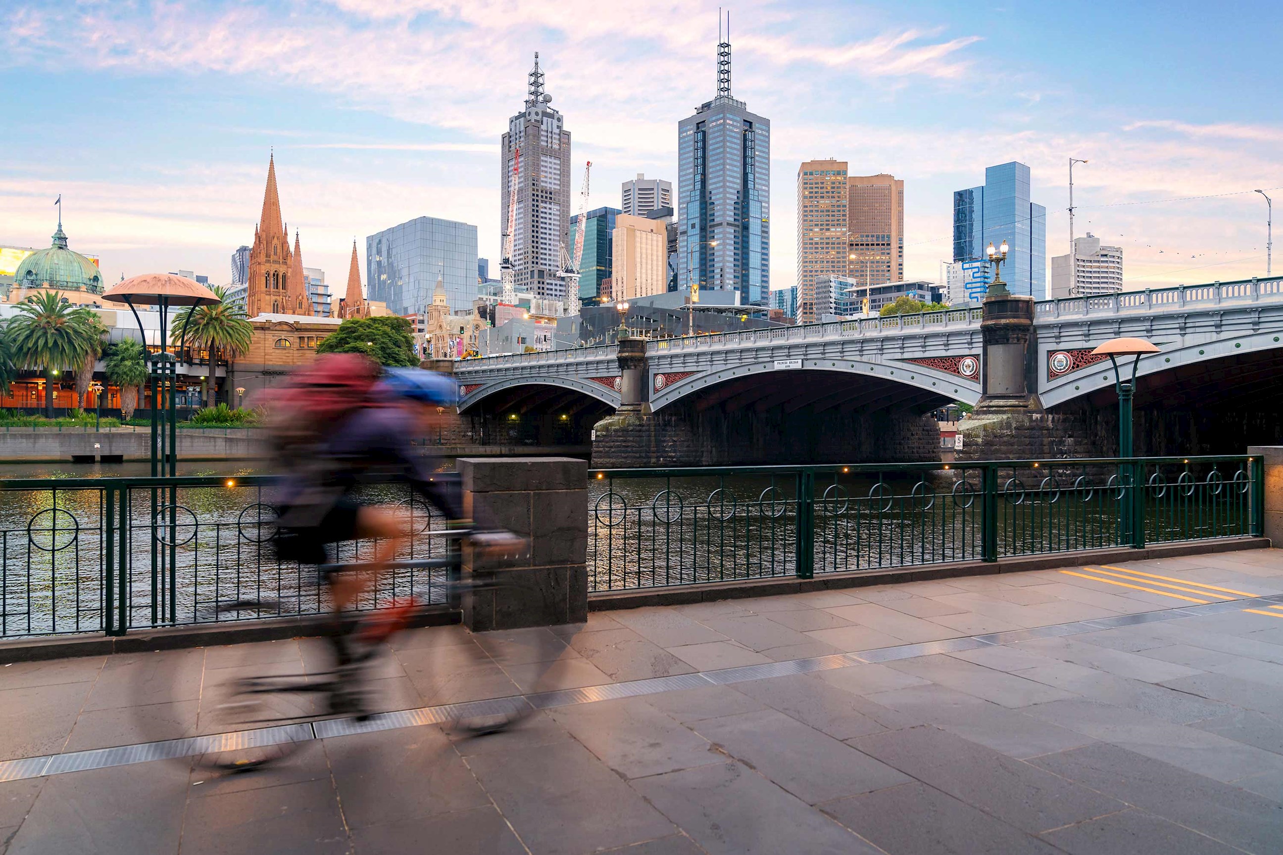 yarra-river-melbourne-australia.jpg