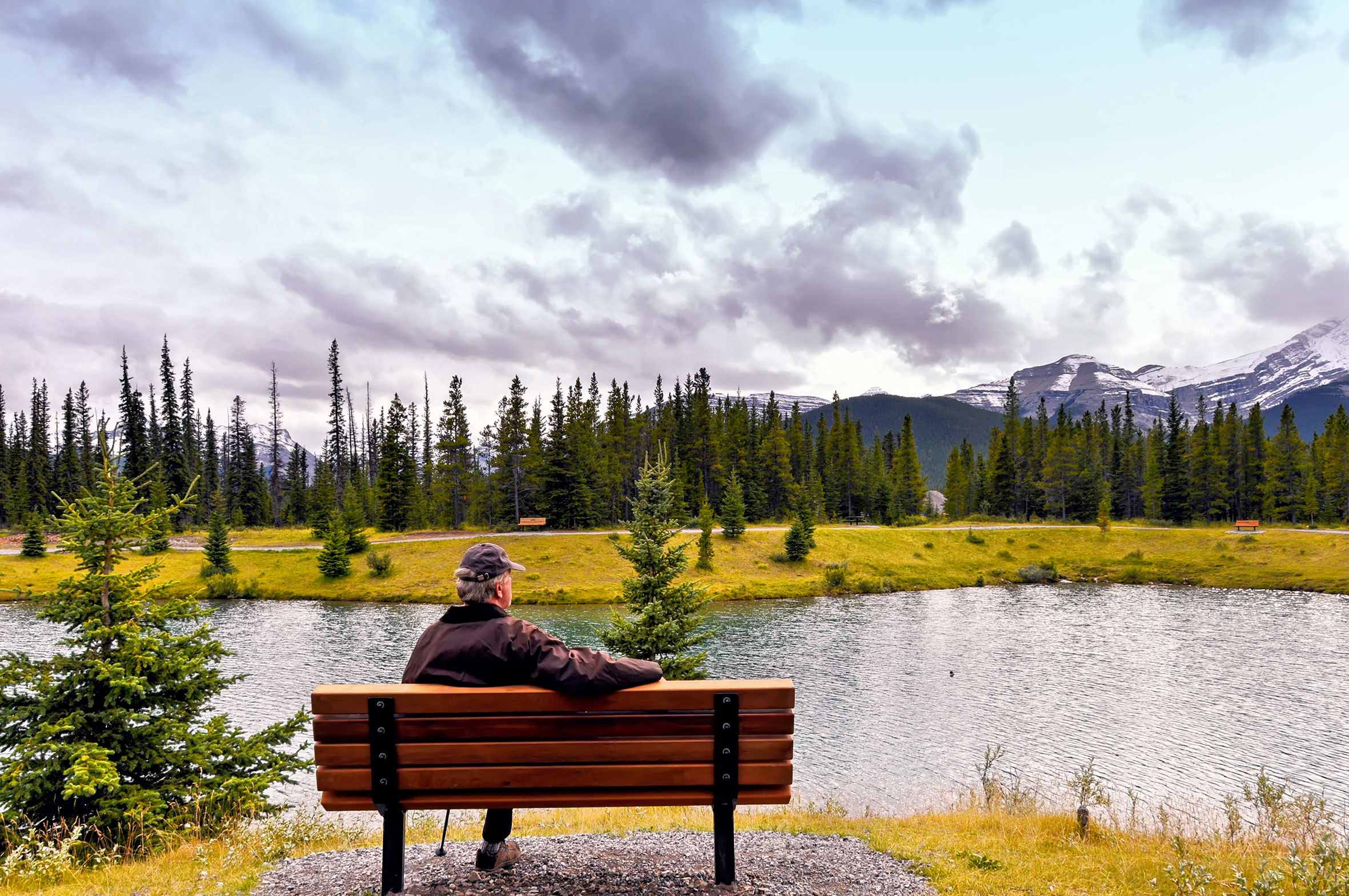 forget-me-not-pond-in-kananaskis-country-alberta-canada.jpg