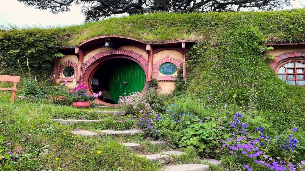 Village Of Hobbiton New Zealand