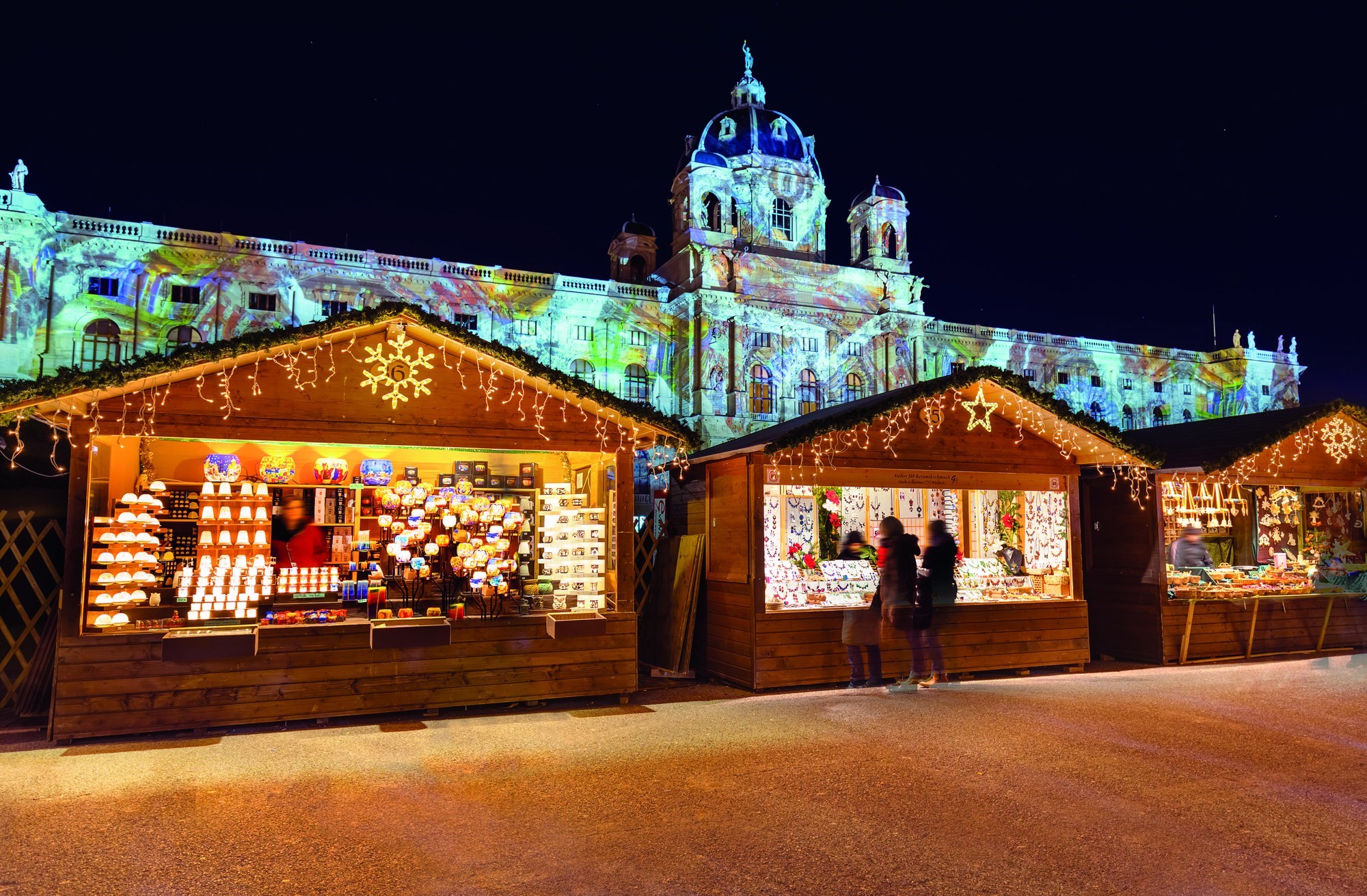 christmas-market-vienna-austria.jpg