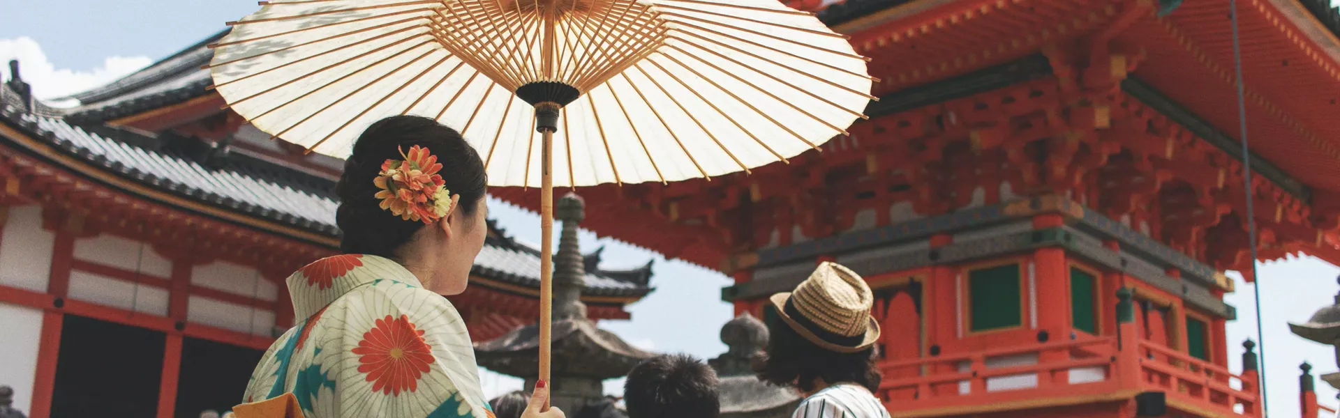 People visiting Kiyomizu-dera temples in Kyoto, Japan
