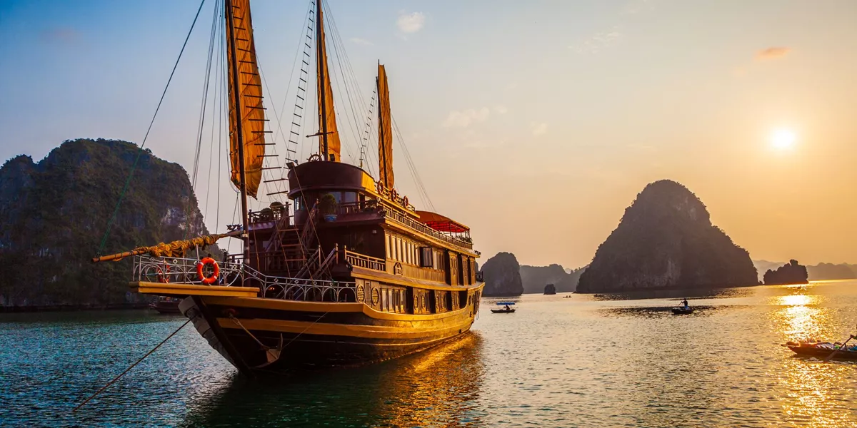 Junk Boat in Halong Bay