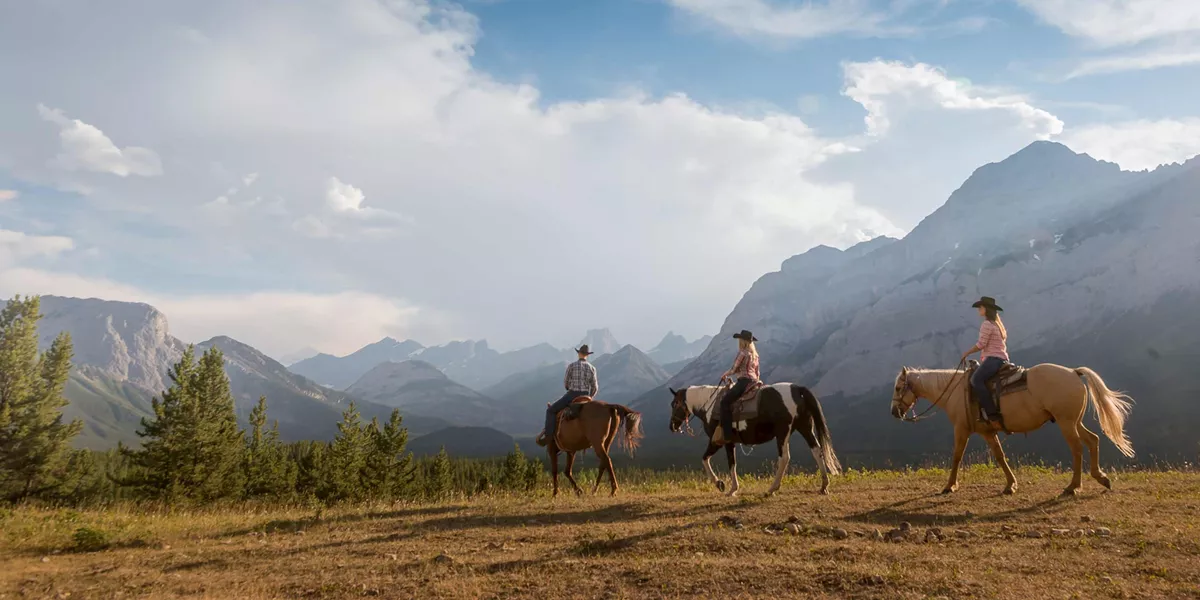 Iconic Rockies and Western Canada Guided Tour