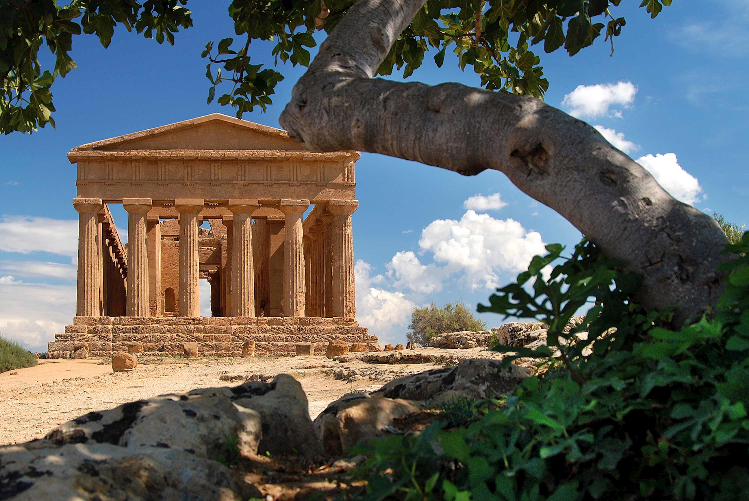 temple-concordia-agrigento-italy.jpg