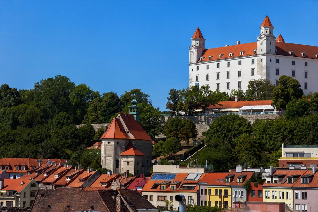 test-day-3-highlight-hike-to-bratislava-castle.jpg