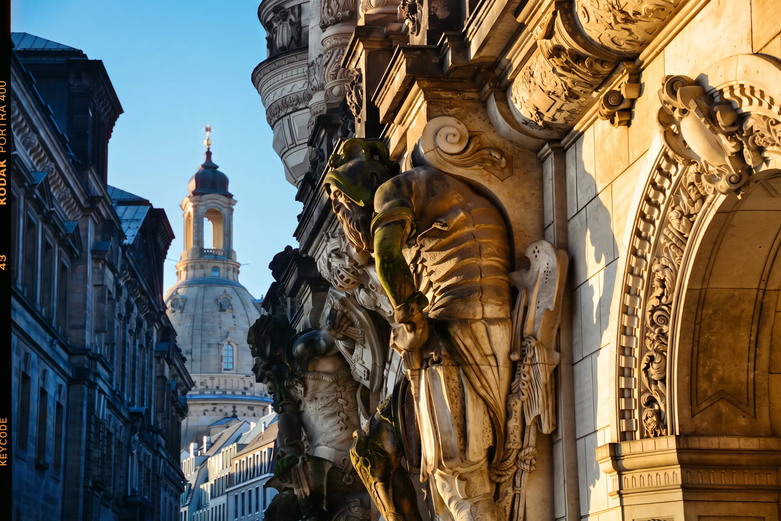 day-hero-frauenkirche-church-dresden-germany.webp
