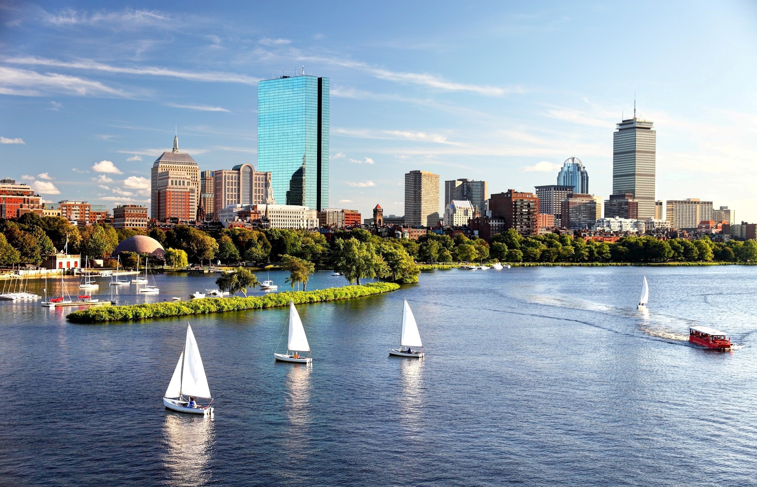sailboats-charles-river-boston-usa.jpg