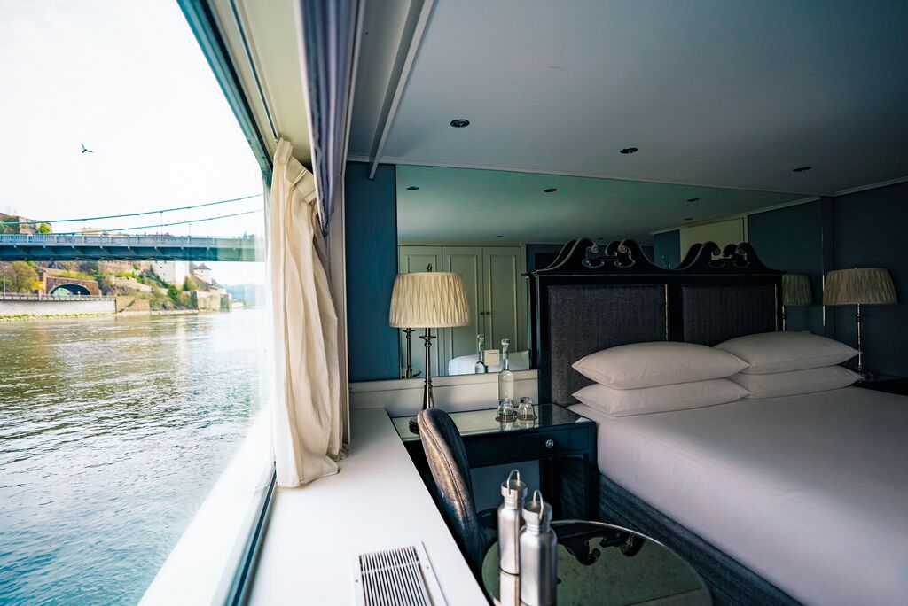 medium-trafalgar-reverie-deluxe-stateroom-7.jpg