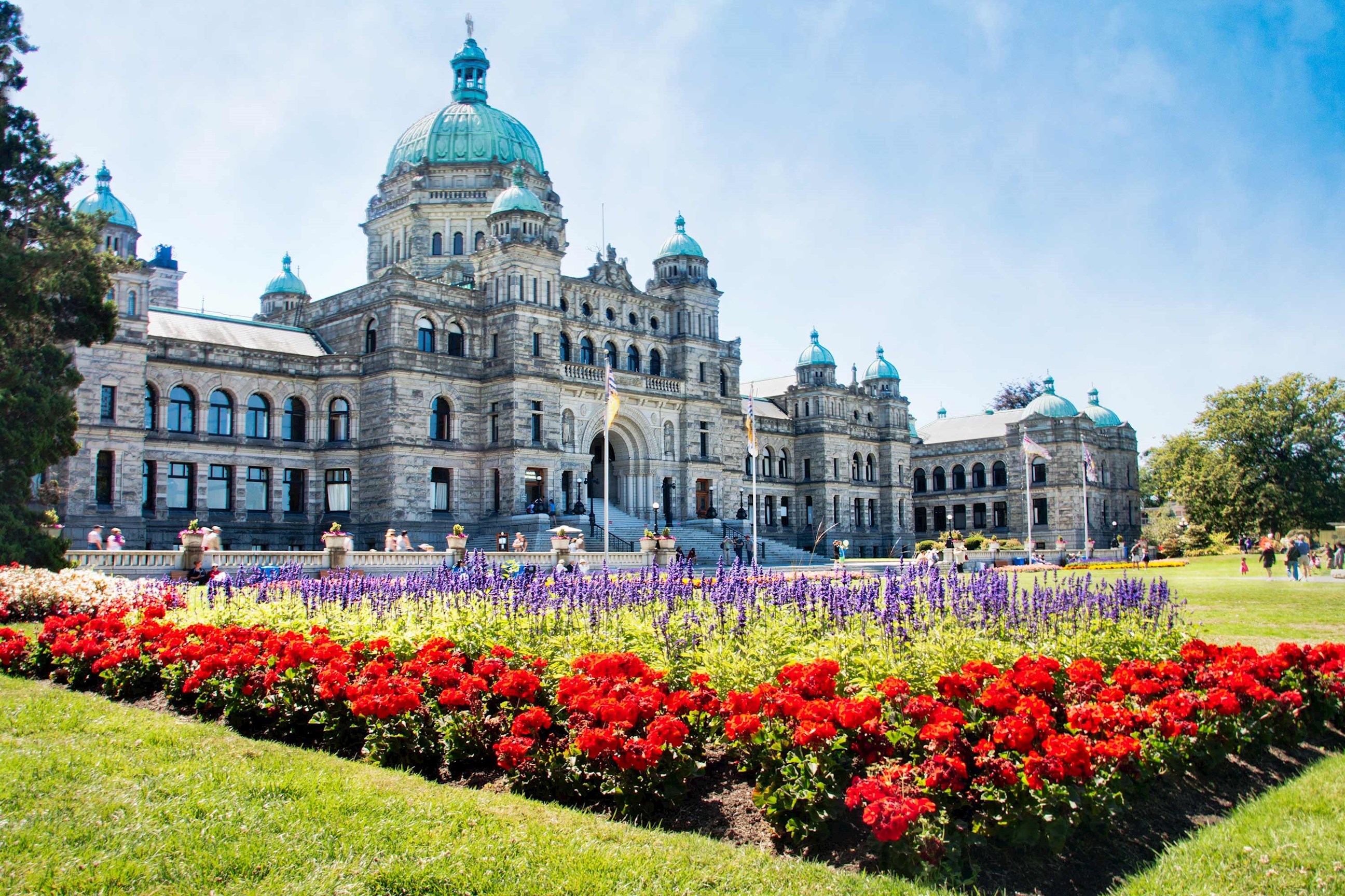 british-columbia-parliament-buildings-victoria-canada.jpg