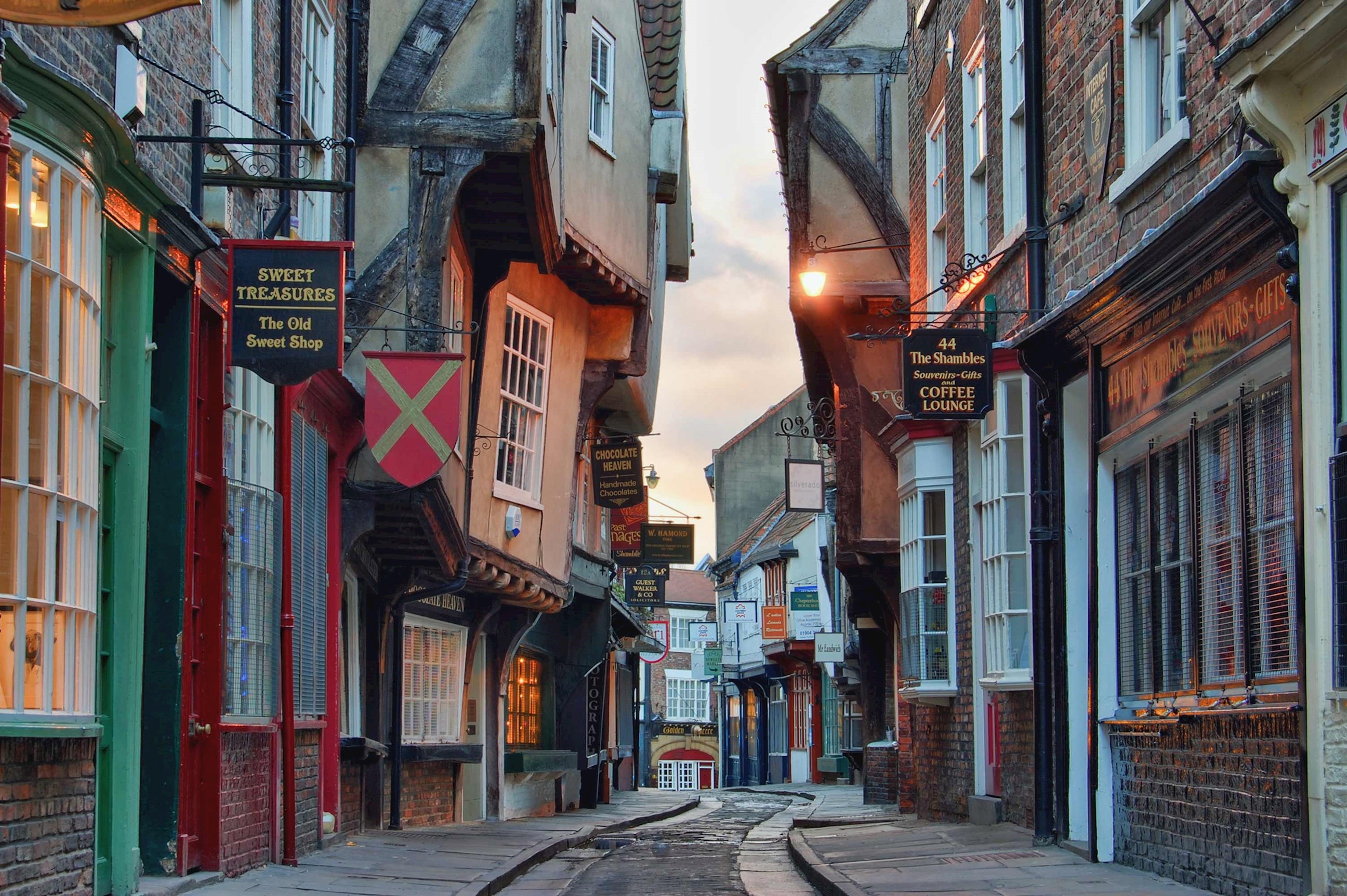 shambles-york-england.jpg