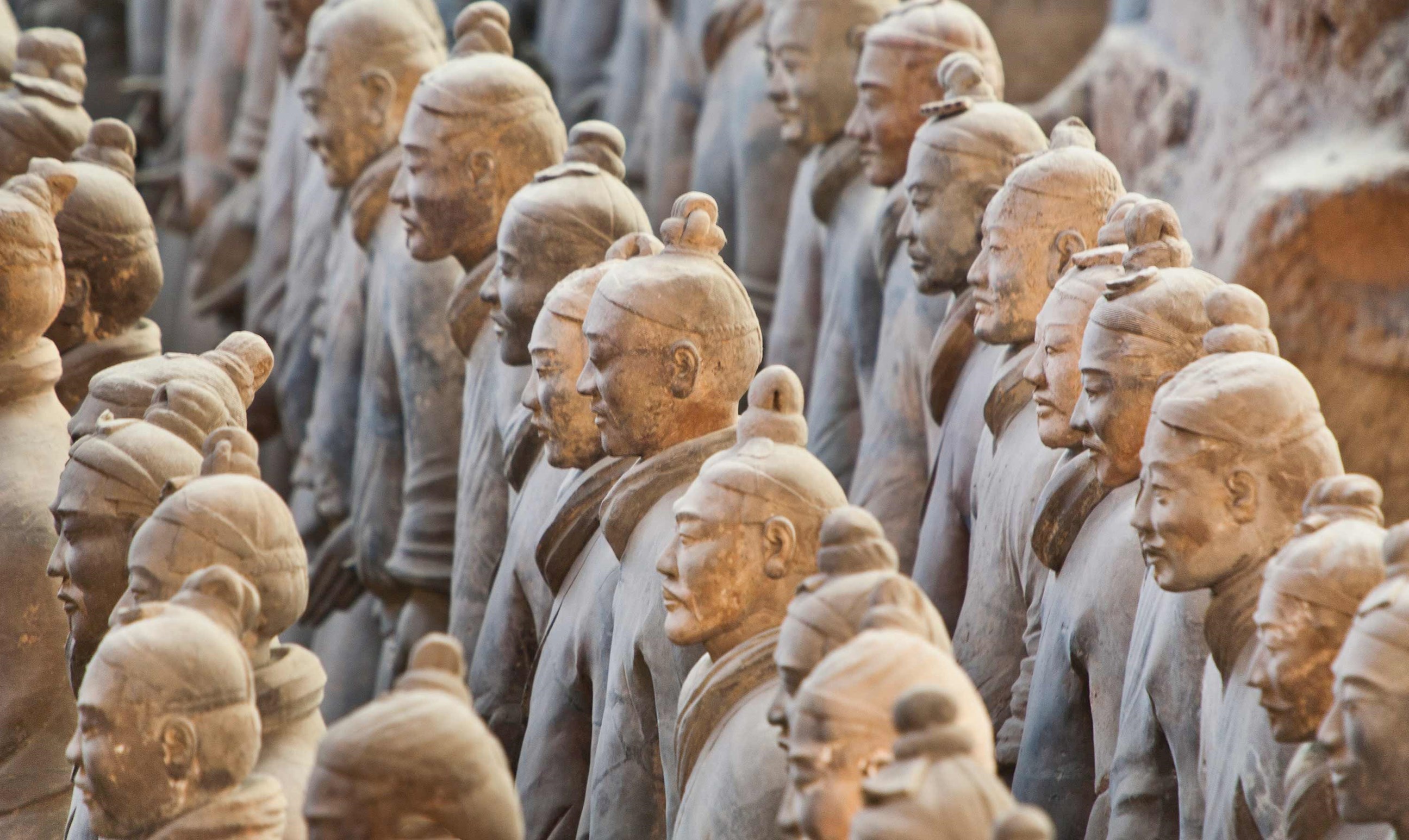 terracotta-army-warriors-xian-china.jpg