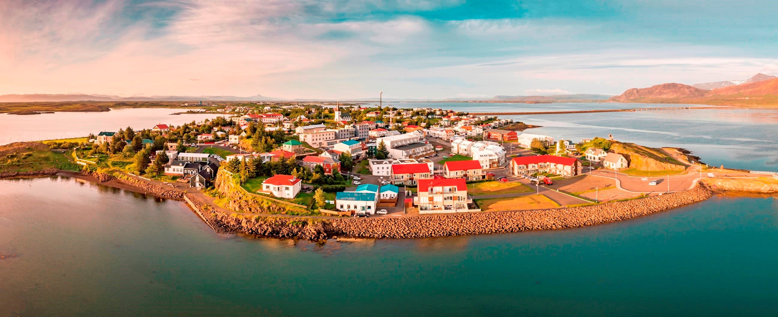 borgarnes-iceland.jpg