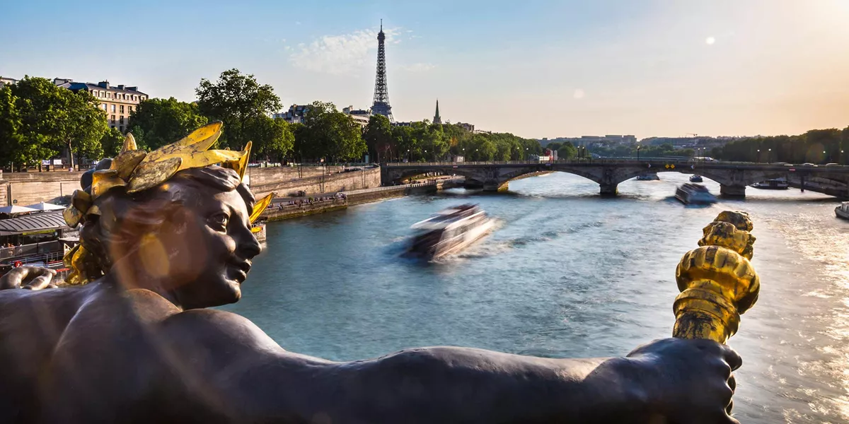 European Whirl with Eurostar Extension Guided Tour