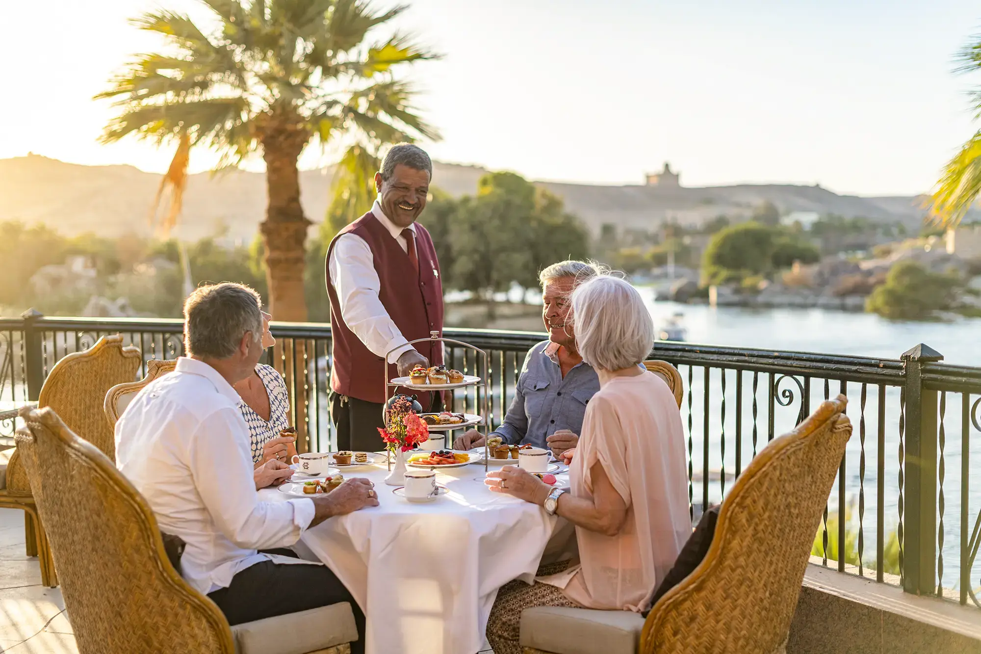 day-hero-high-tea-nile-egypt.webp