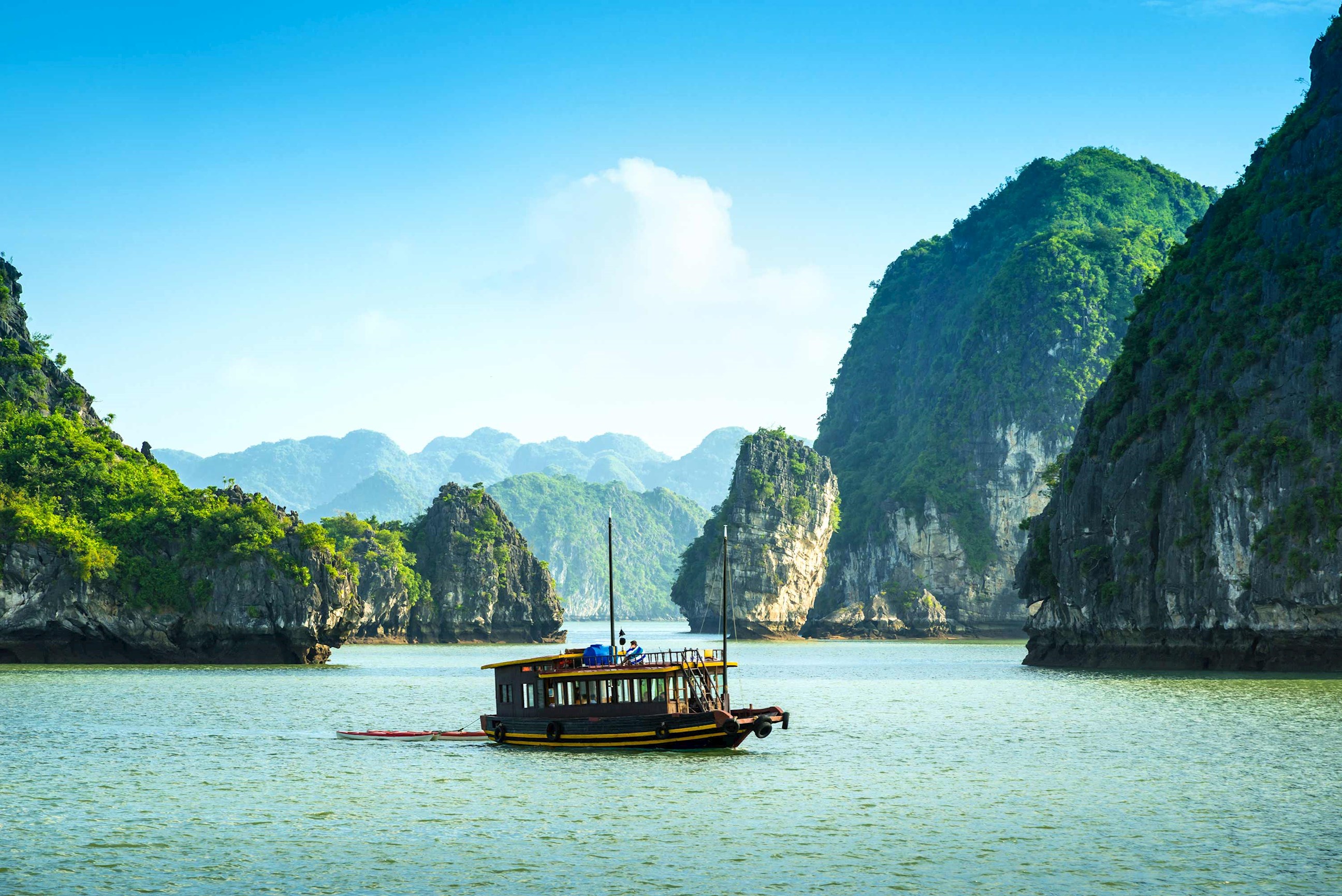 vietnam tours including flights from australia