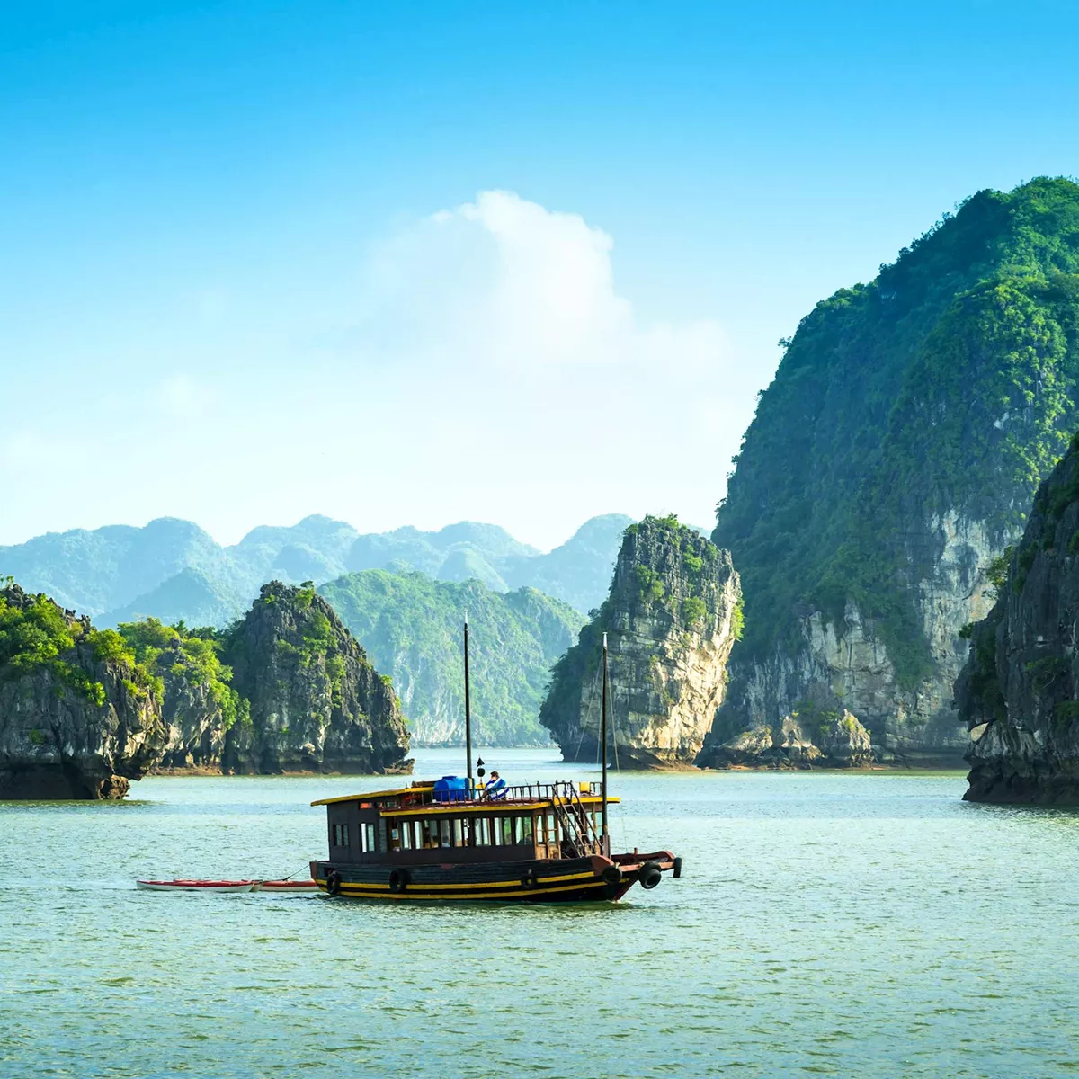 Highlights of Vietnam Guided Tour