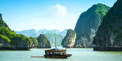 Highlights of Vietnam Guided Tour